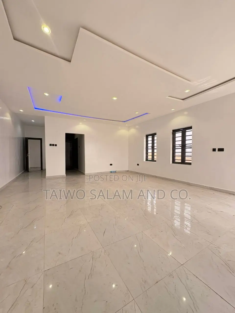 Furnished 5bdrm Duplex in Oluyole Estate for sale in Oluyole Estate