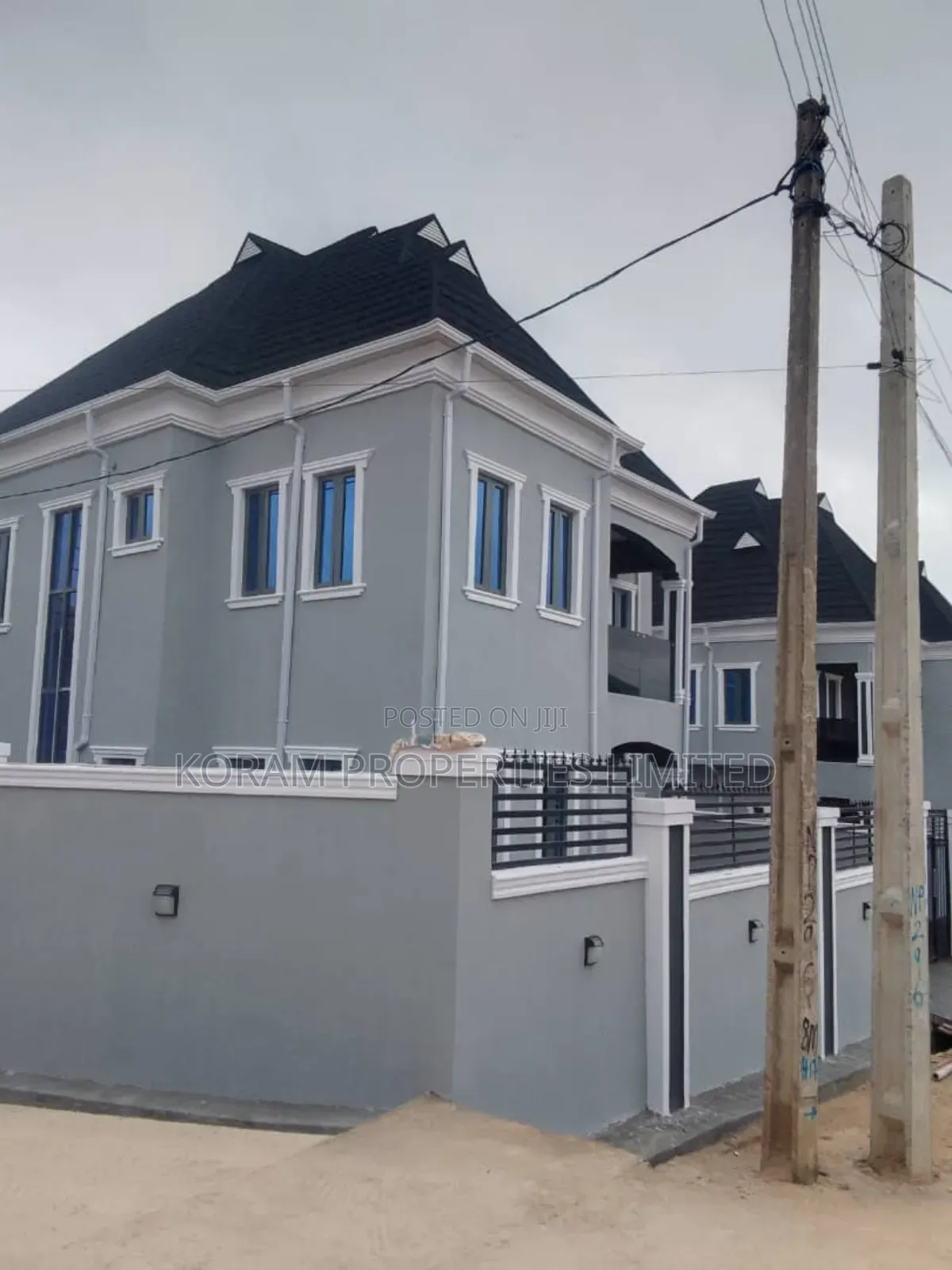 4bdrm Duplex in Akala Express for sale in Akala Express