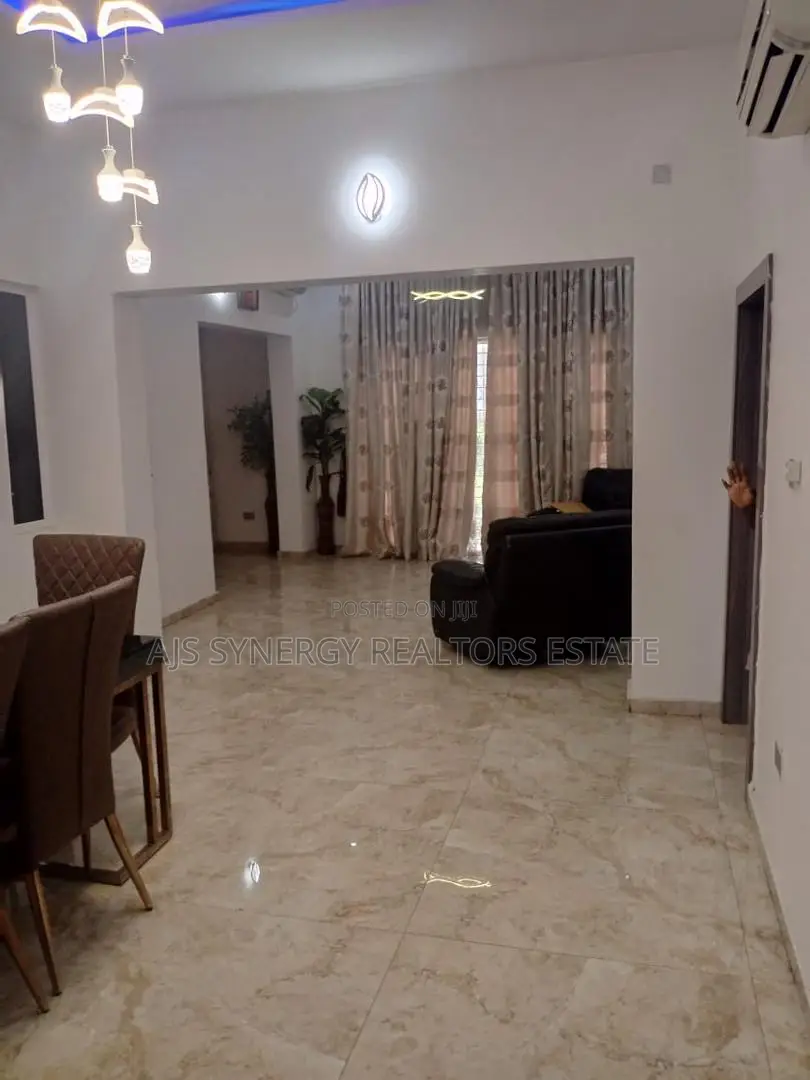 Furnished 7bdrm Duplex in Pinnock, Chevron for rent in Chevron