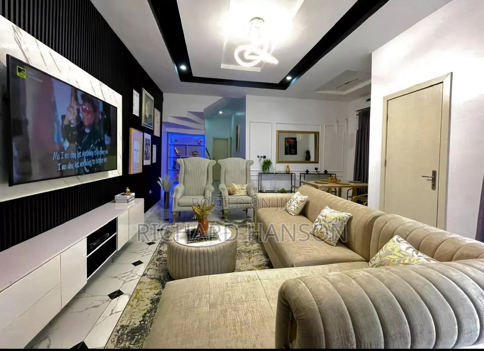 Furnished 4bdrm Duplex in Lekki Phase 2 for rent in Lekki Phase 2