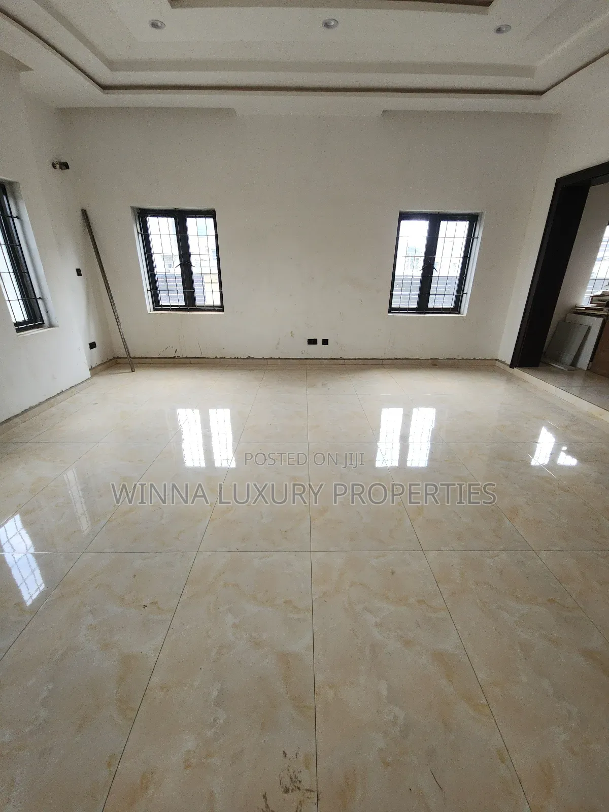 5bdrm Duplex in Sun Rise Estate...., Lugbe District for sale in Lugbe District