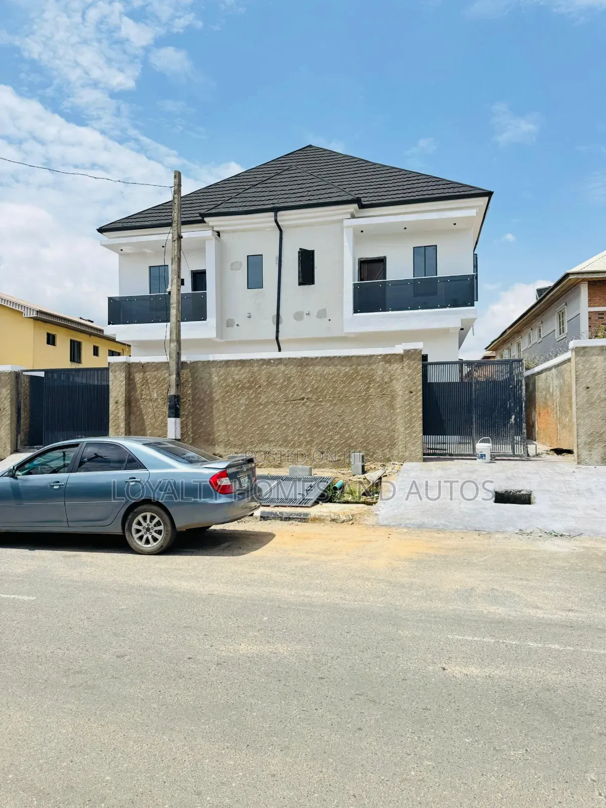 Furnished 4bdrm Duplex in GRA Phase 1 for sale in GRA Phase 1
