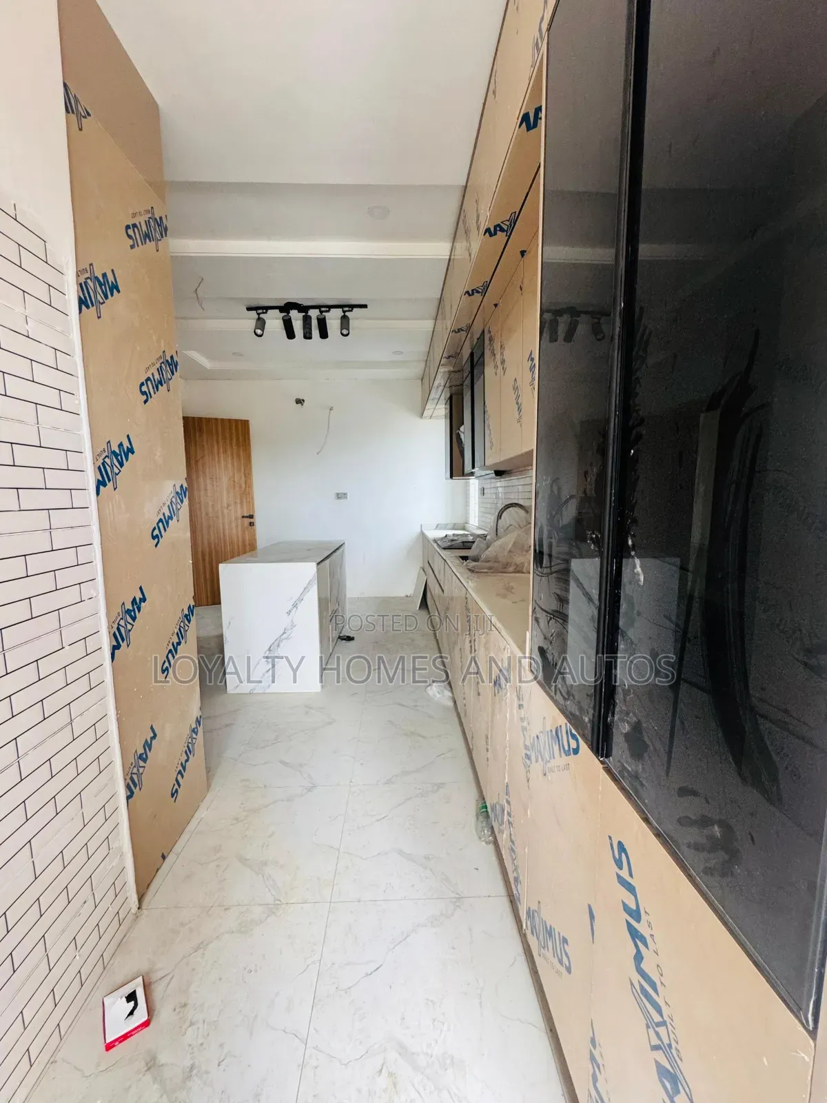 Furnished 5bdrm Townhouse/Terrace in Opebi for sale in Opebi