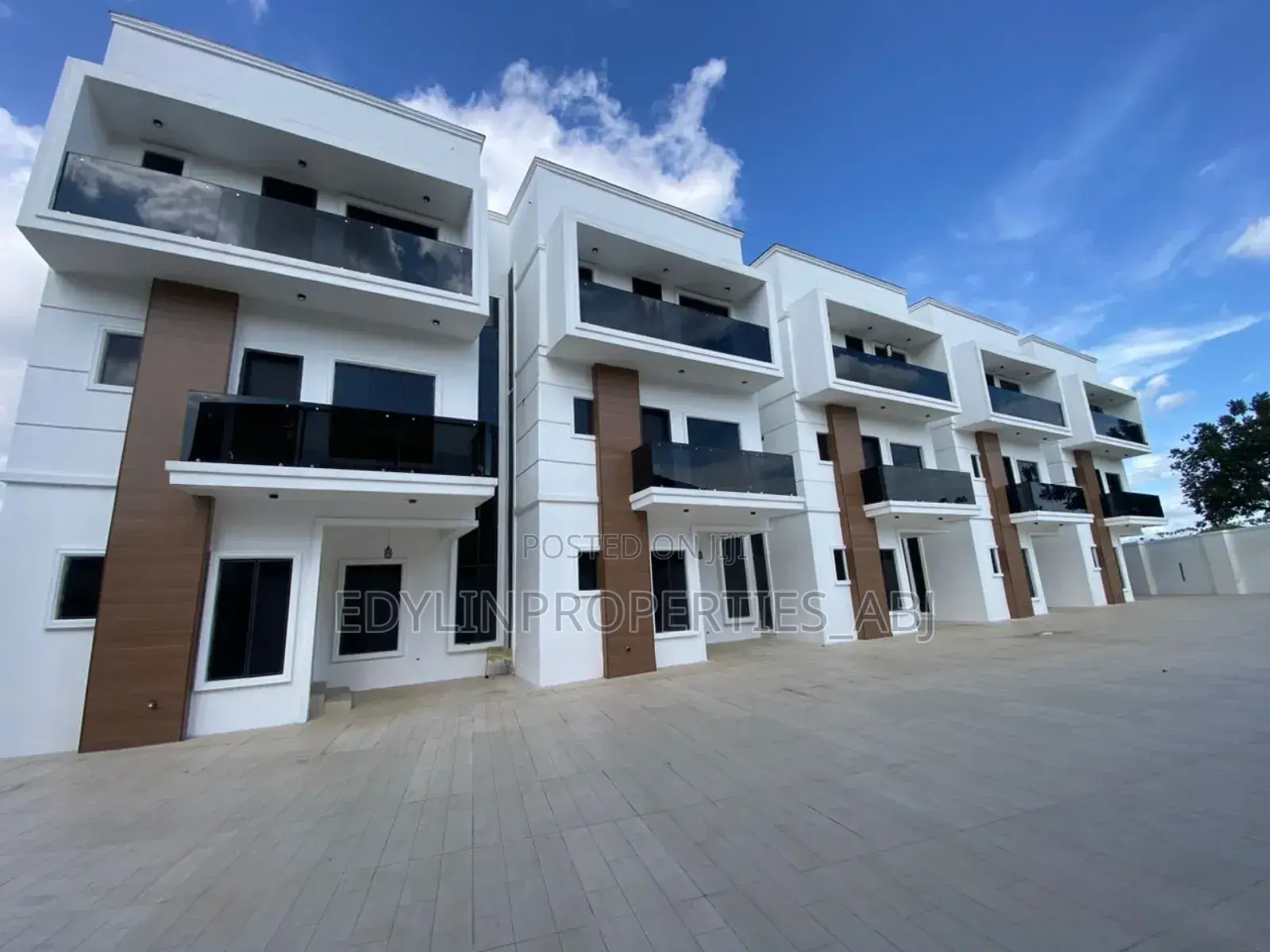 5 Bedroom Terrace Duplex at Guzape. FCT Abuja in Guzape District
