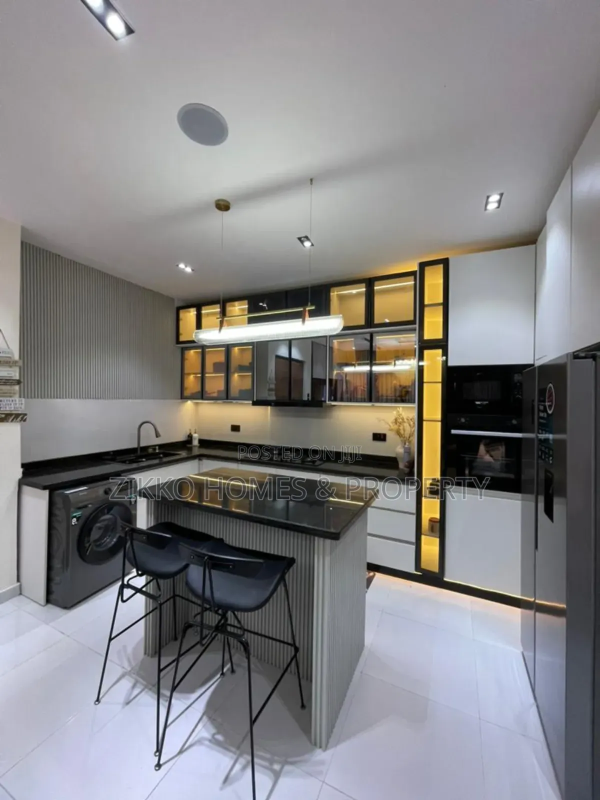 2bdrm Apartment in Ologolo, Lekki for sale in Lekki