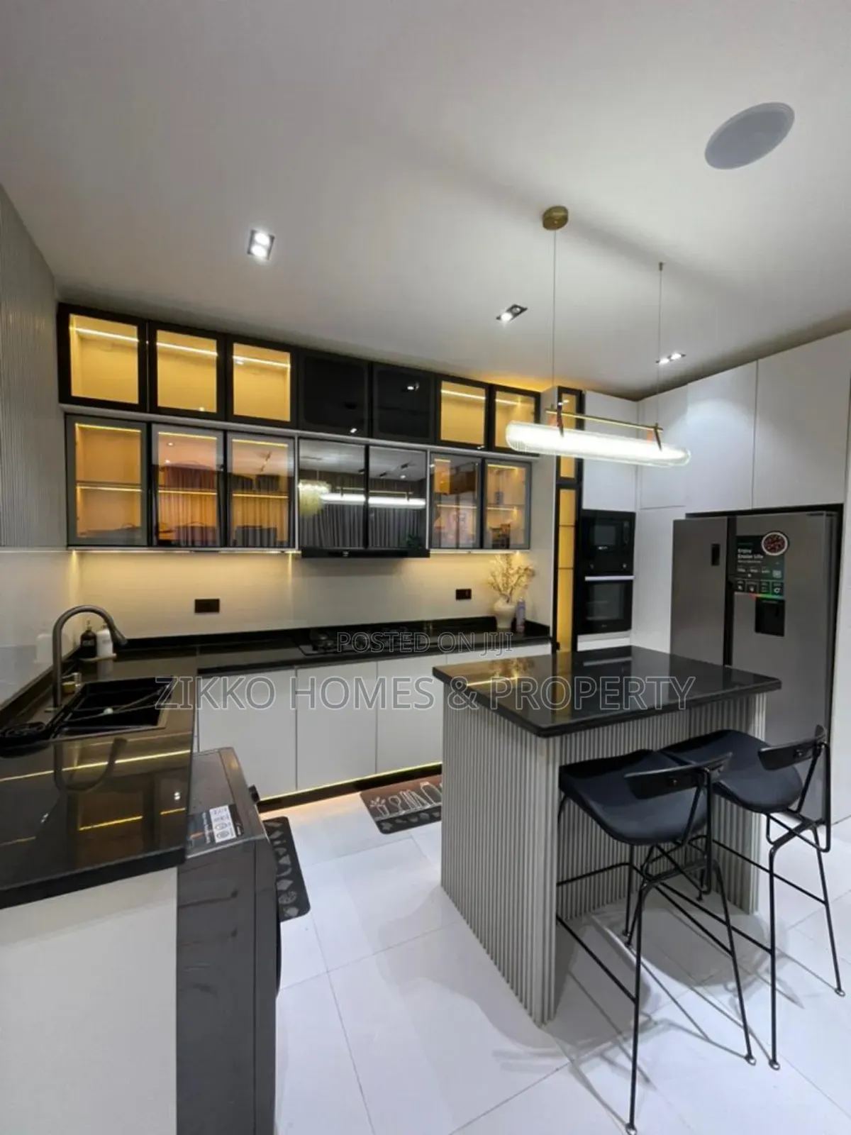 2bdrm Apartment in Ologolo, Lekki for sale in Lekki