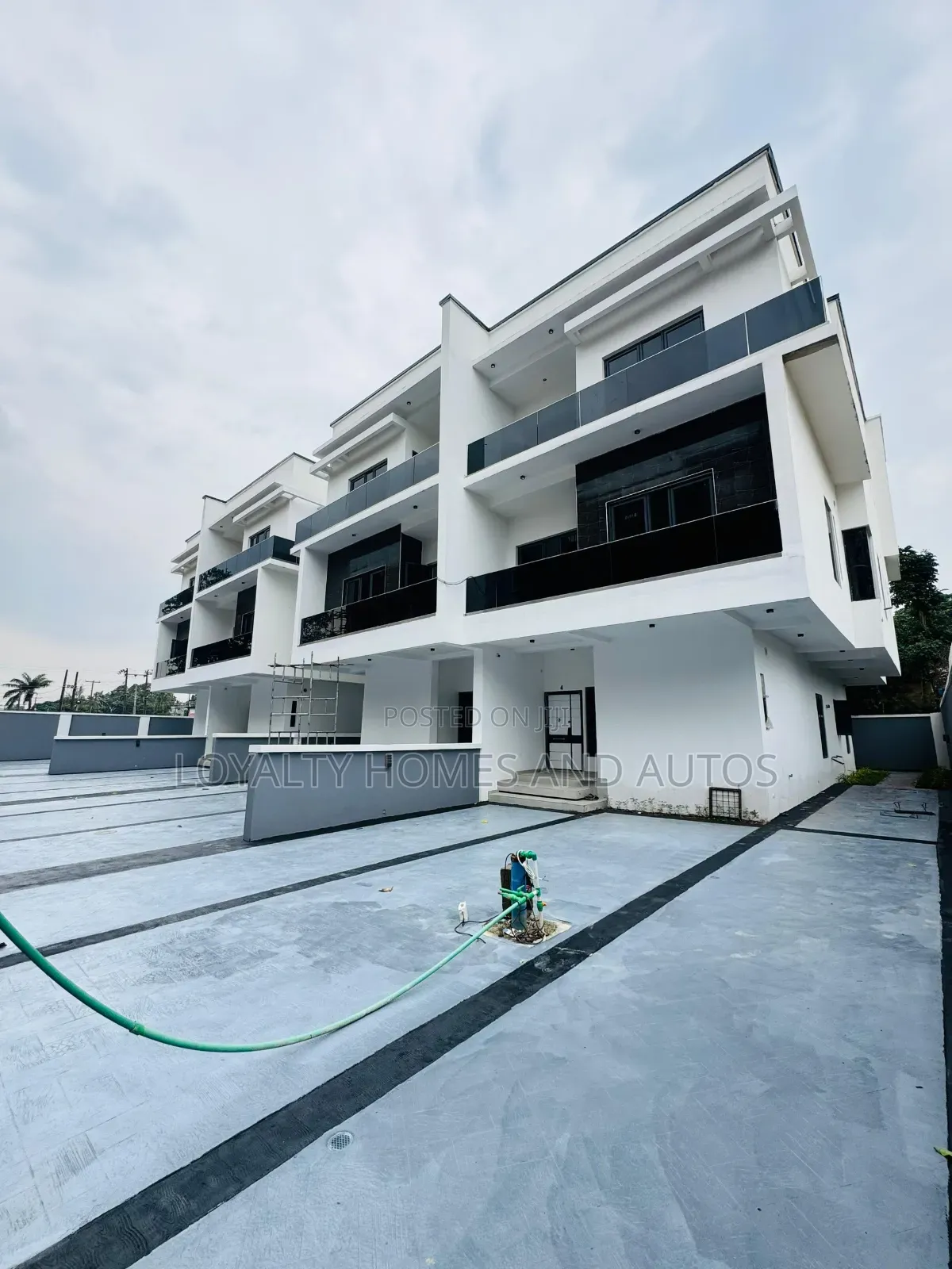 Furnished 4bdrm Duplex in Ikeja GRA for sale in Ikeja GRA