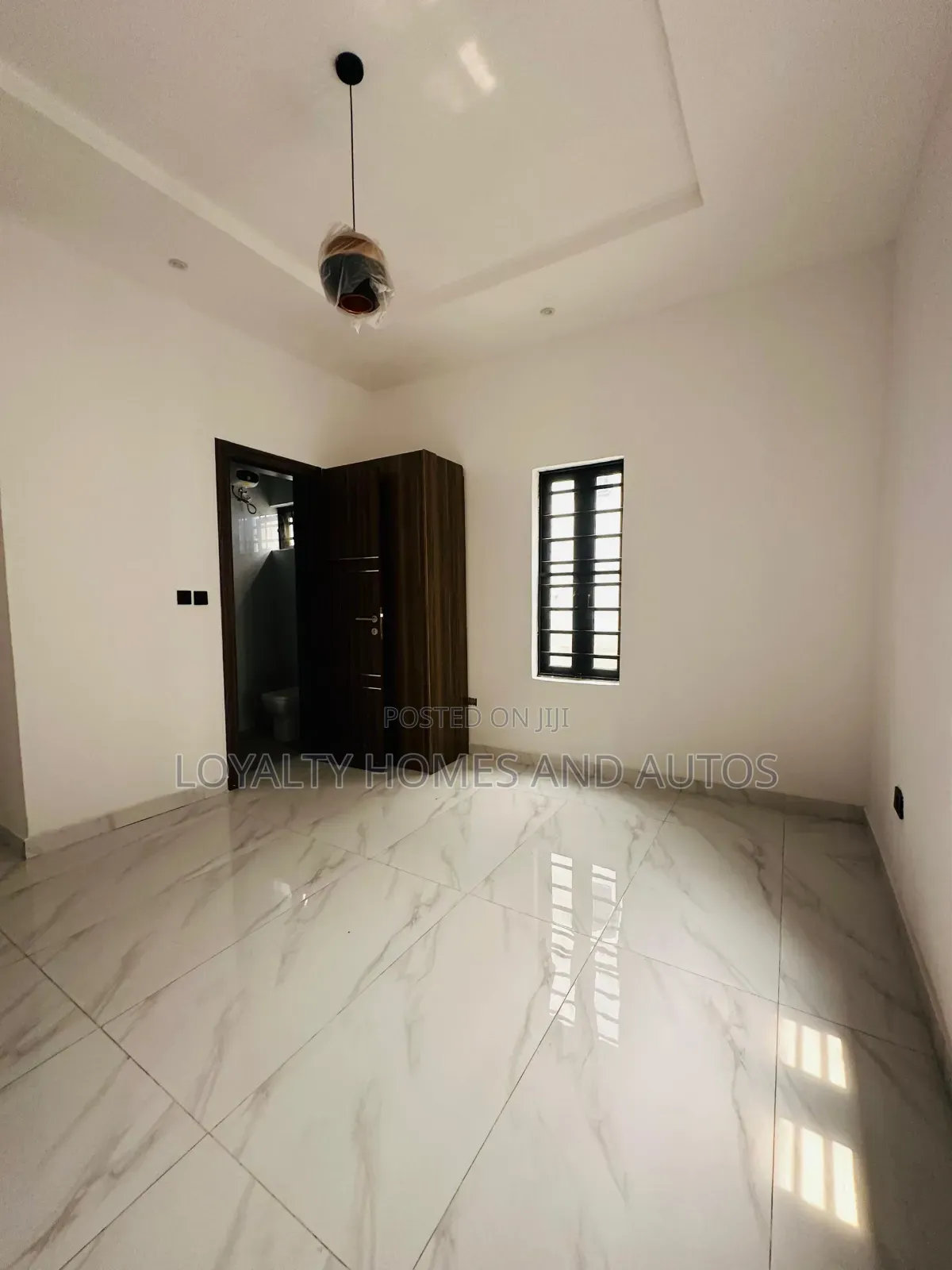 Furnished 4bdrm Duplex in Allen Avenue for sale in Allen Avenue