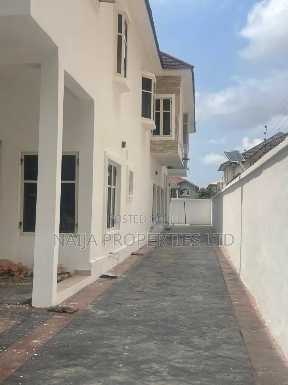 5bdrm Duplex in Vgc, Lekki for sale in Lekki