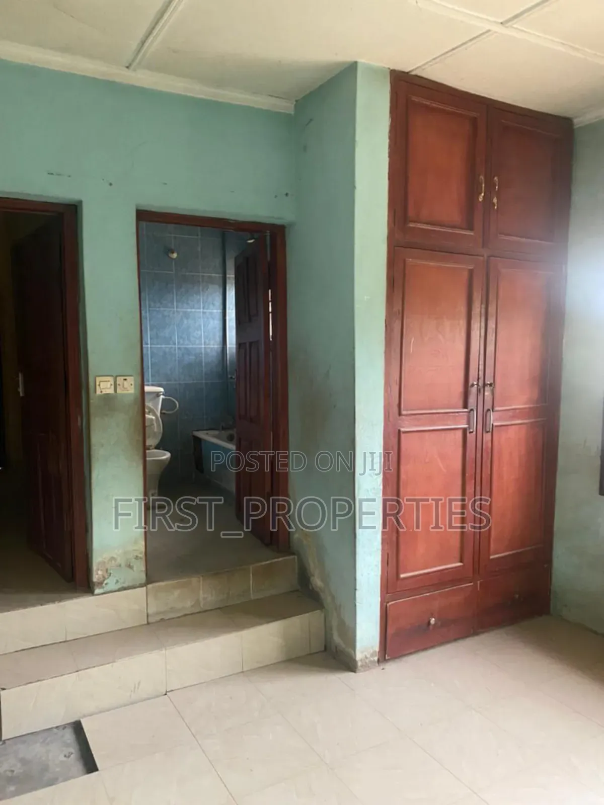 3bdrm Block of Flats in Within Nnpc Apata for sale in Ibadan