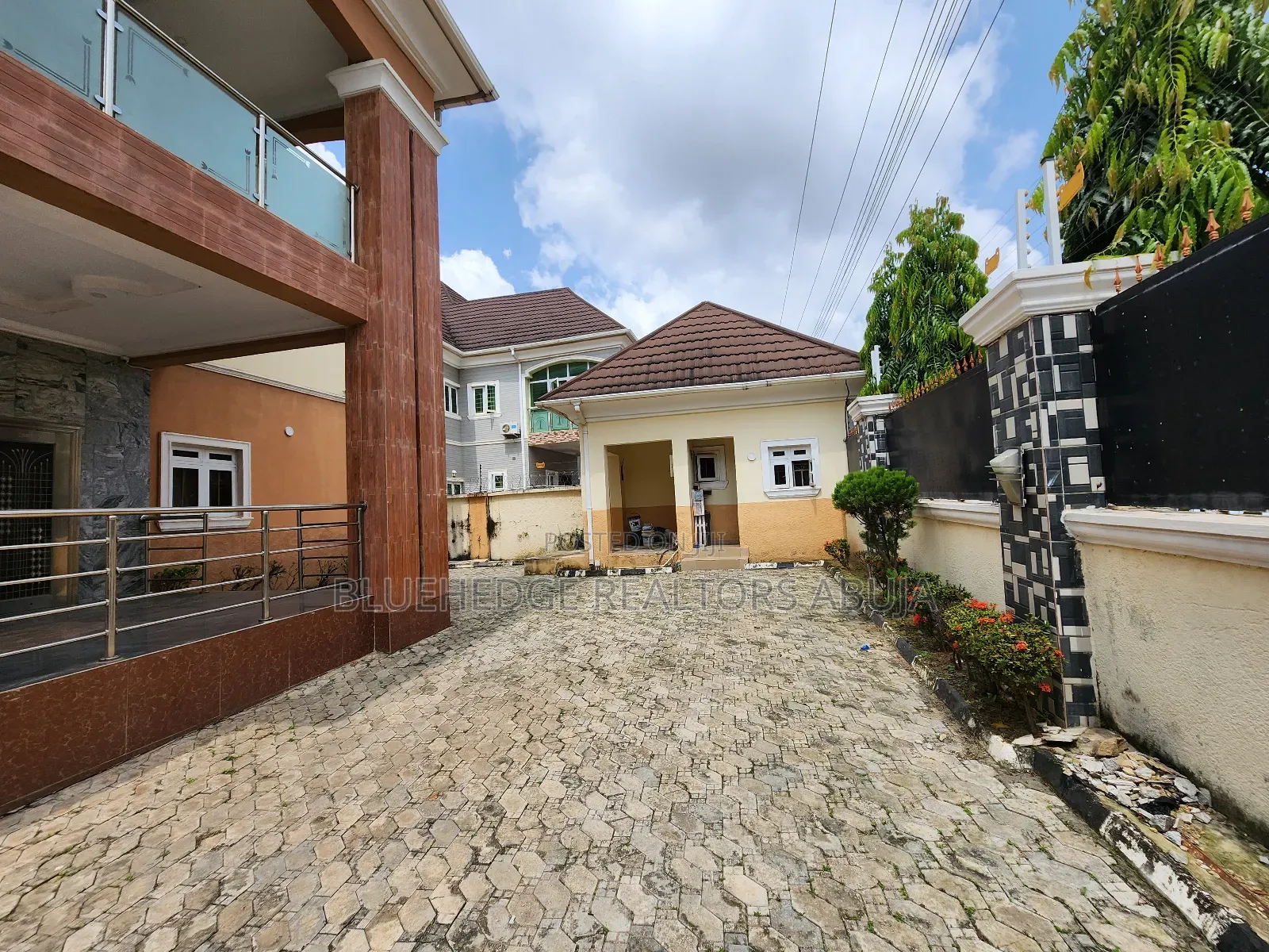 5bdrm Duplex in Mab Global Estate, Gwarinpa for rent in Gwarinpa