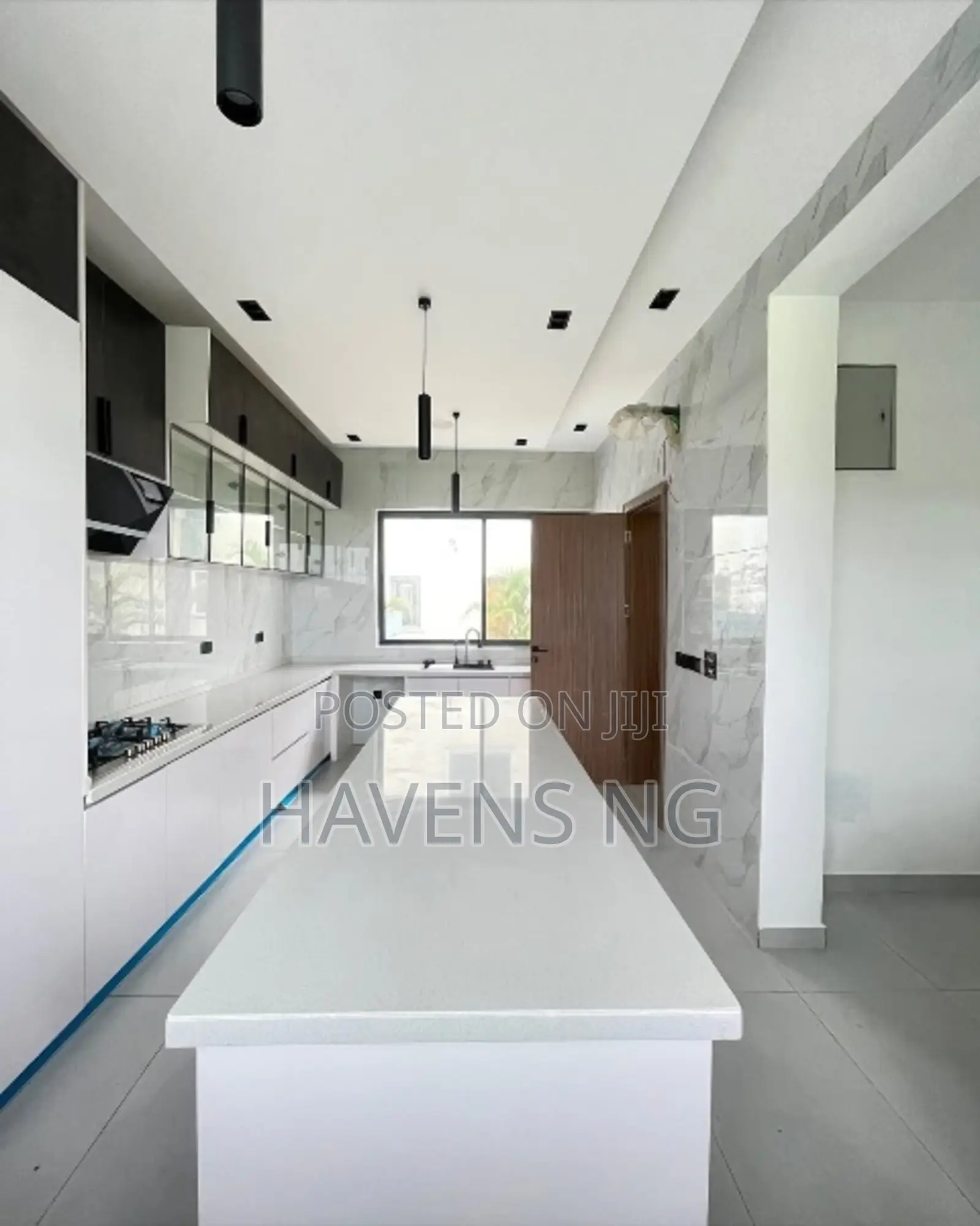 Furnished 5bdrm Duplex in Ikate for sale in Ikate