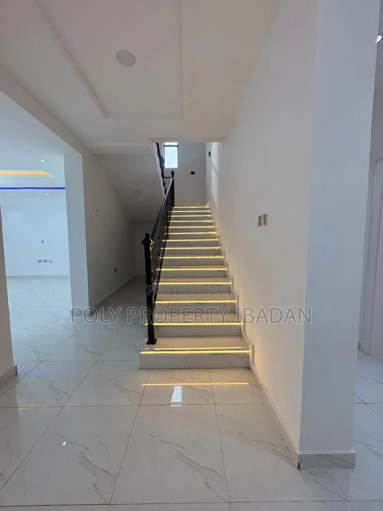 4bdrm Duplex in Oluyole Estate, Ibadan for sale in Ibadan