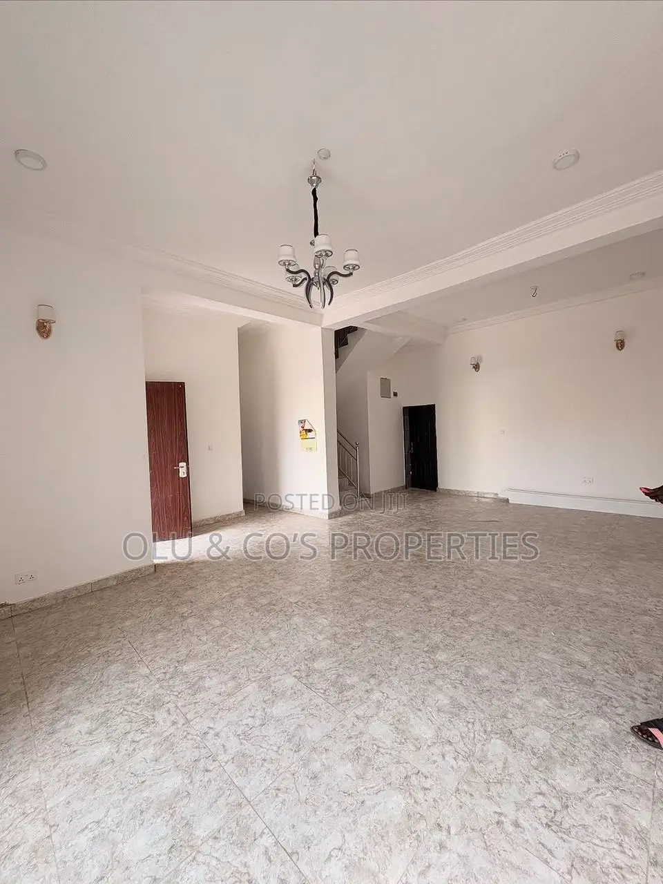 4bdrm Townhouse/Terrace in Gaduwa for sale in Gaduwa