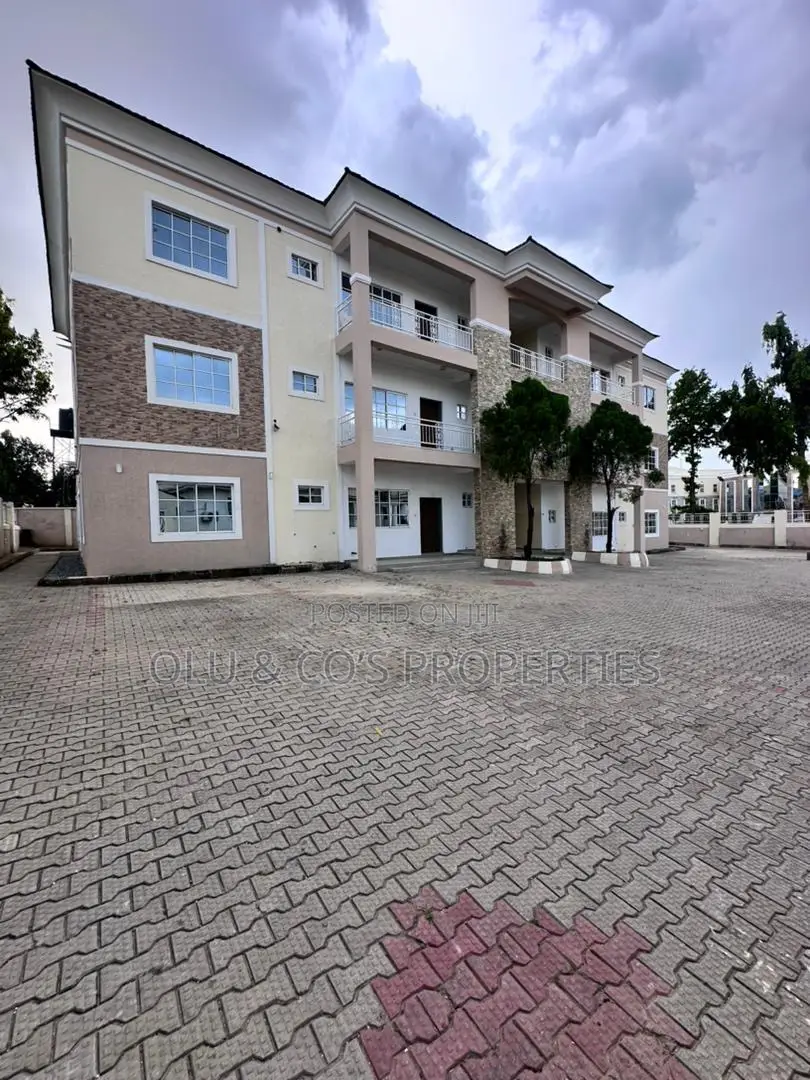 3bdrm Block of Flats in Garki for rent in Garki
