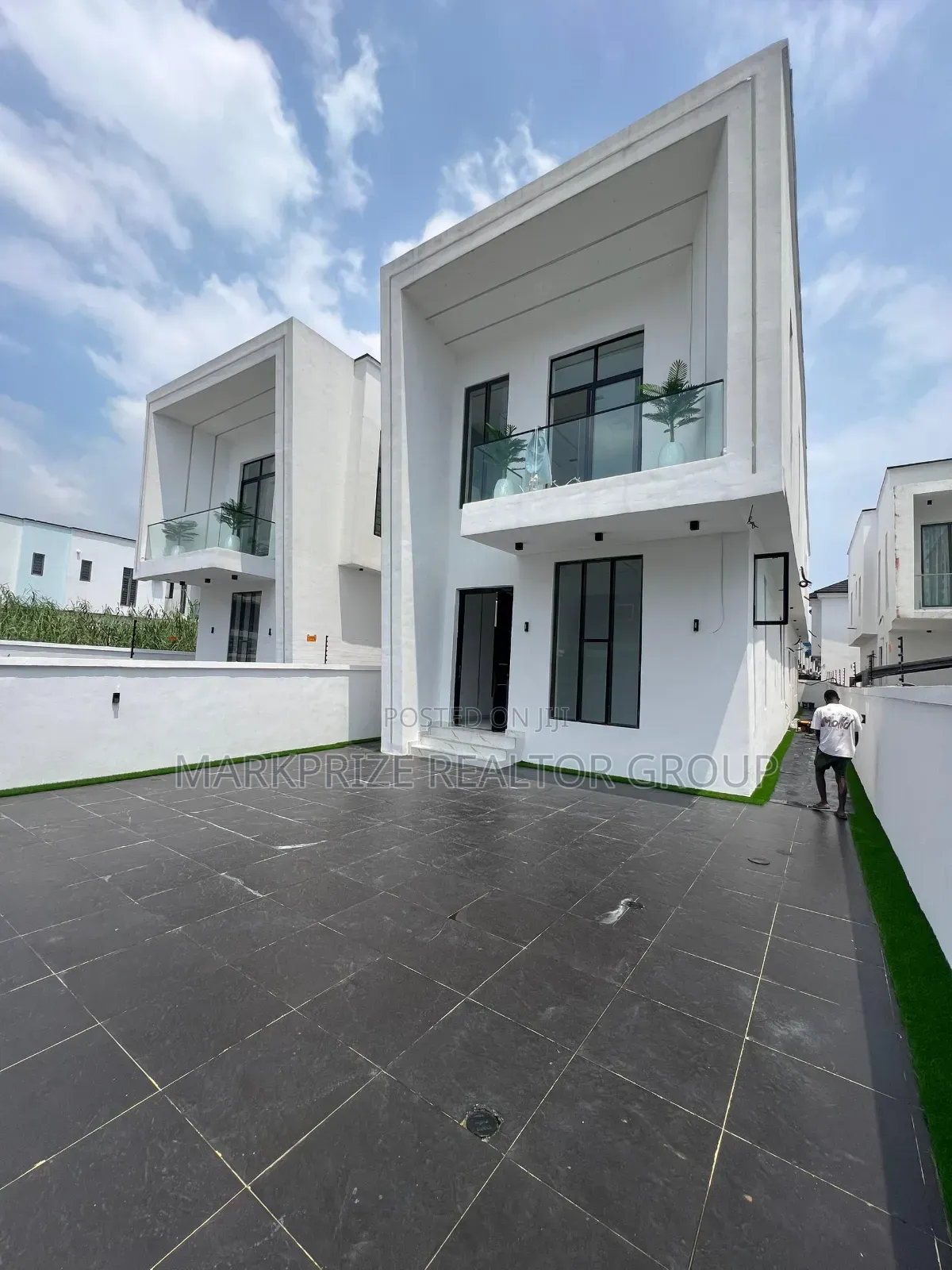 5bdrm Duplex in Vgc Lekki Lagos for sale in Lekki