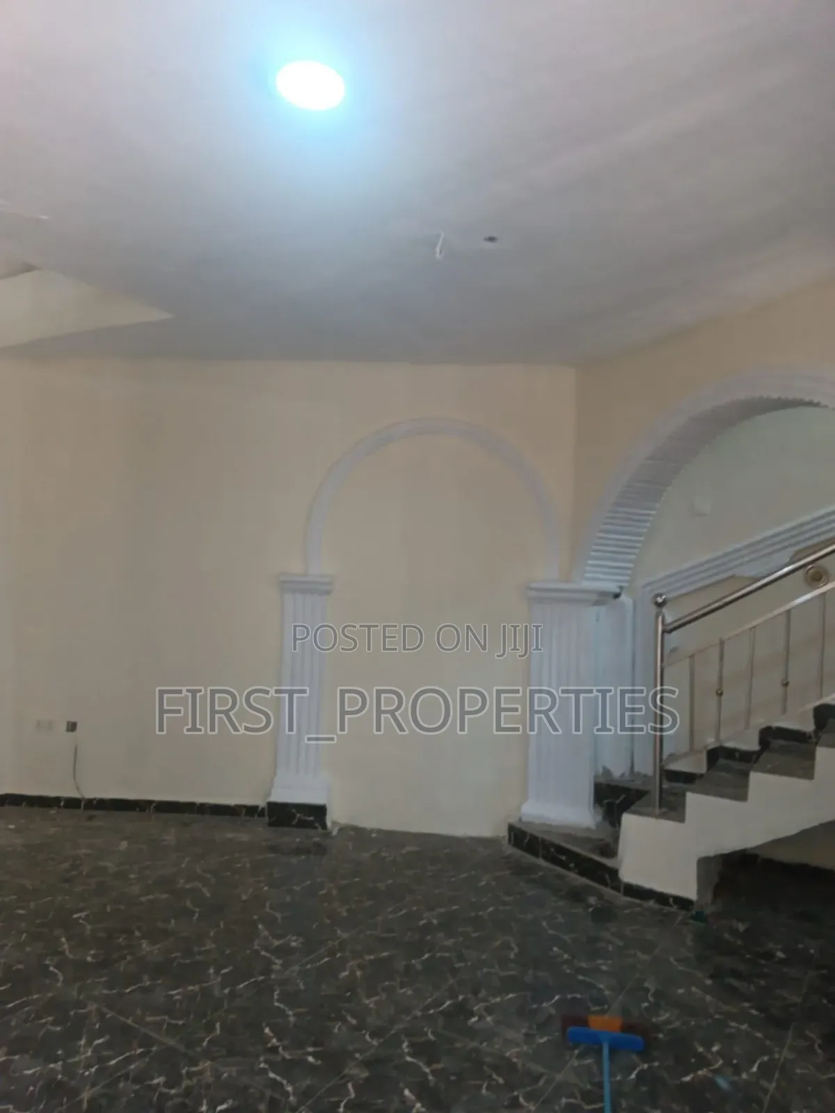 5bdrm Duplex in Akingbade Gbaki, Ibadan for rent in Ibadan