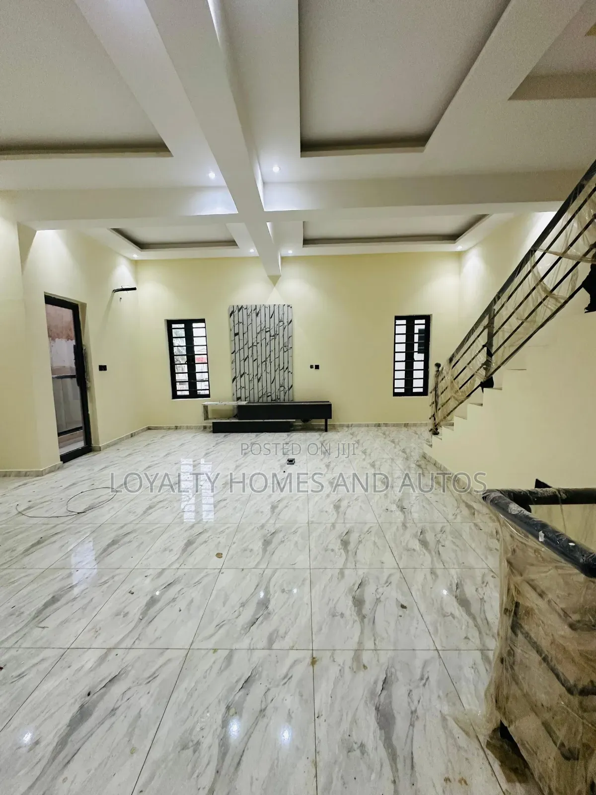 Furnished 4bdrm Duplex in Wempco Road for sale in Wempco Road