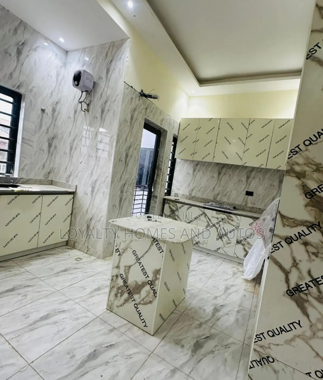 Furnished 4bdrm Duplex in Wempco Road for sale in Wempco Road