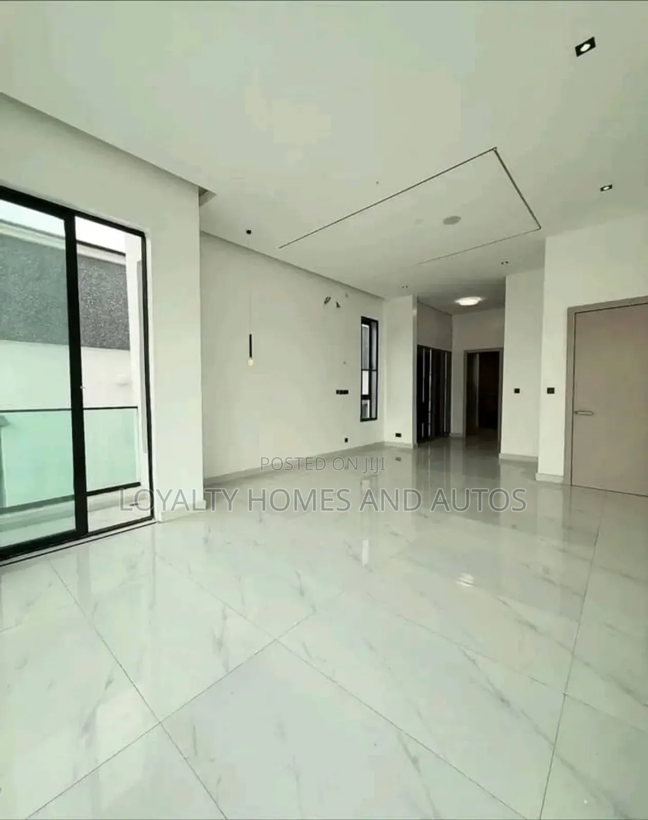 Furnished 5bdrm Duplex in Ikota for sale in Ikota