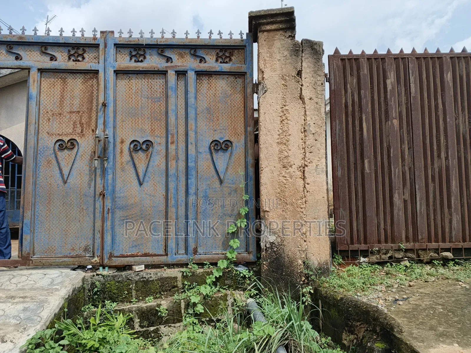 10bdrm Bungalow in Igando / Ikotun/Igando for rent in Igando / Ikotun/Igando