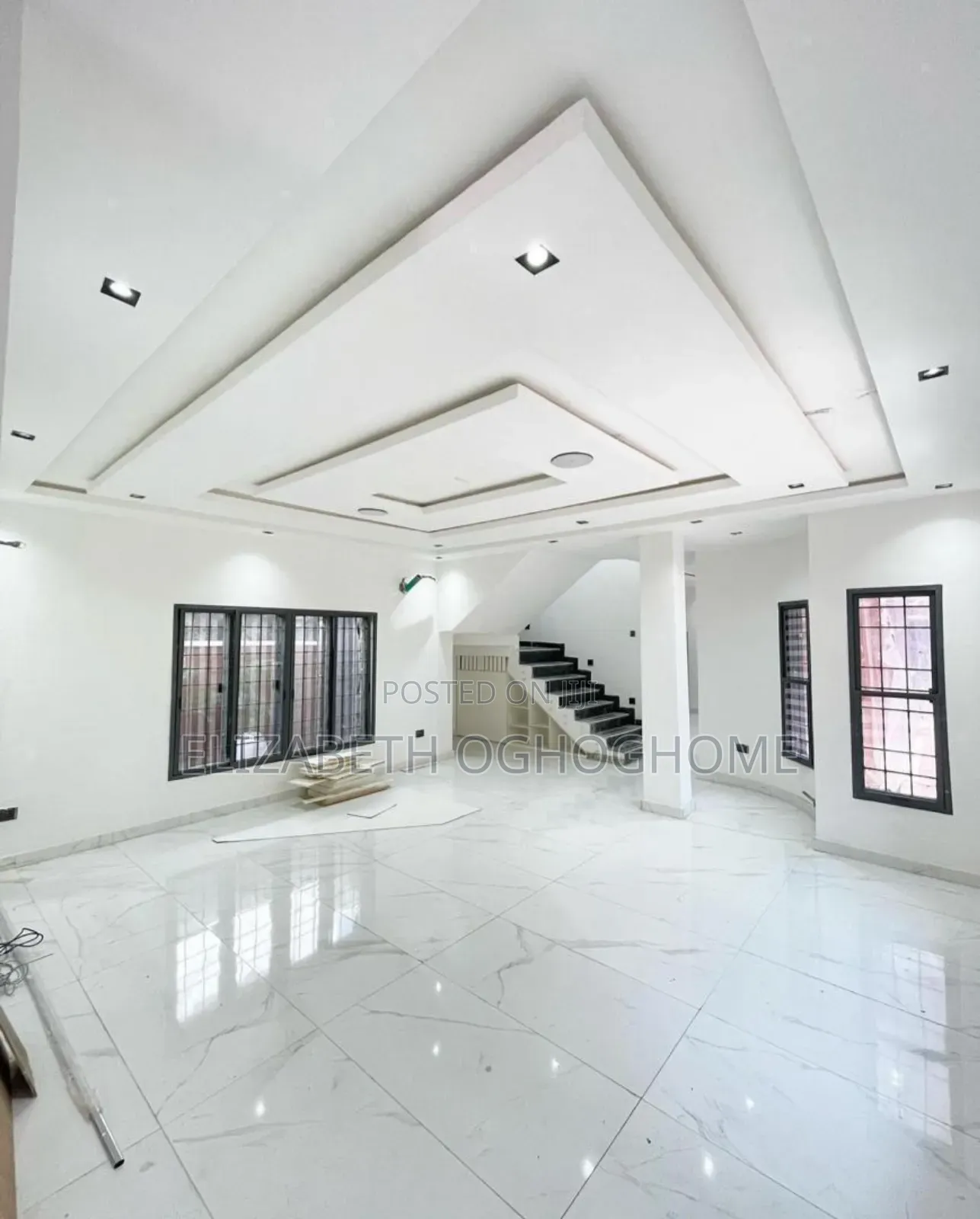 5bdrm Duplex in Lekki Phase 1 for rent in Lekki Phase 1