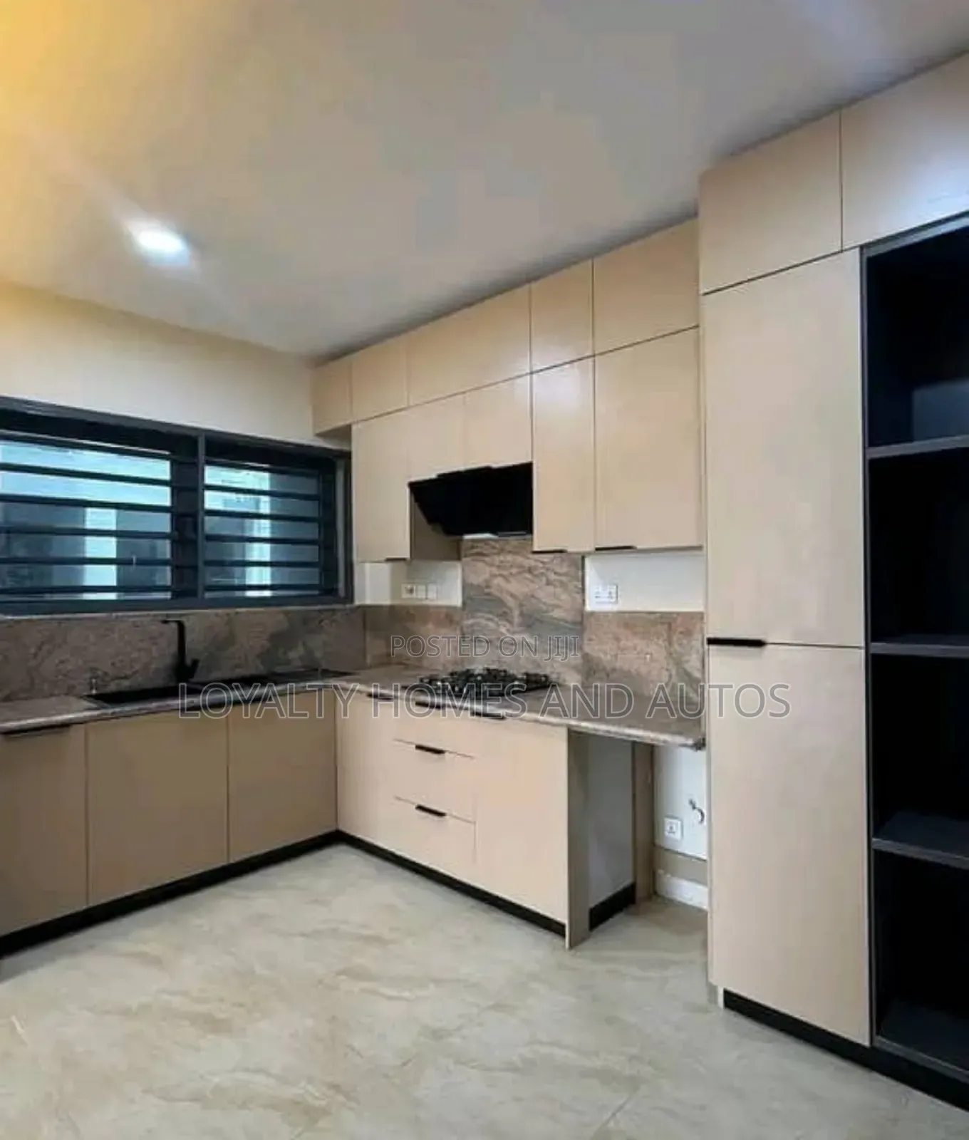 Furnished 3bdrm Apartment in Lekki Phase 1 for sale in Lekki Phase 1