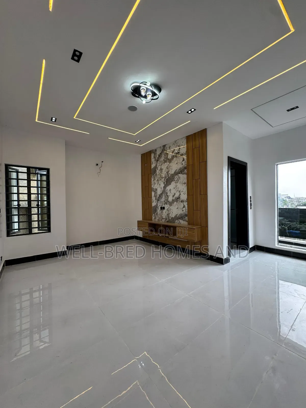 5bdrm Duplex in Ologolo, Lekki, for sale in Lekki
