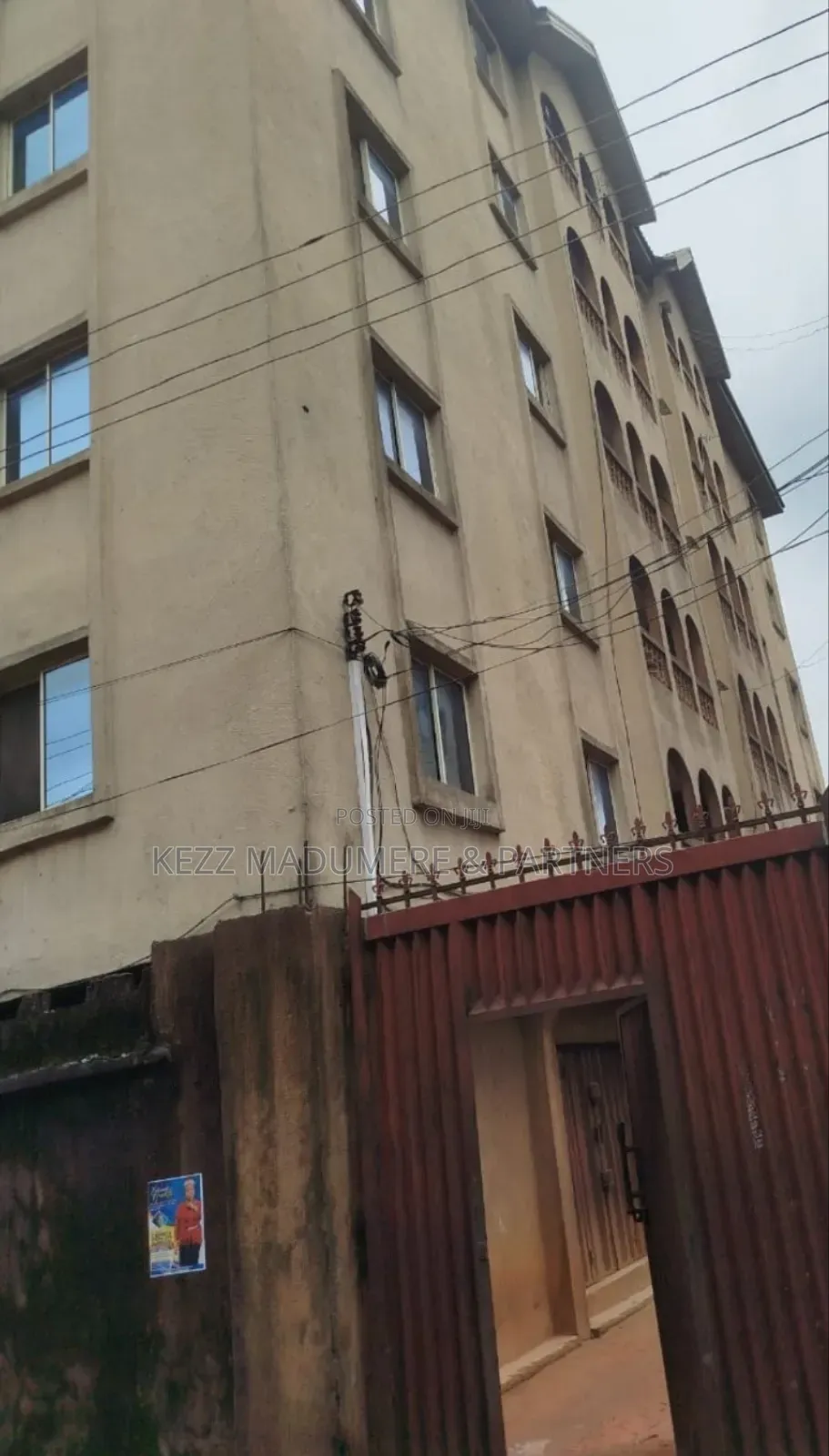 20bdrm Block of Flats in Powerline , Aba , for sale in Aba North