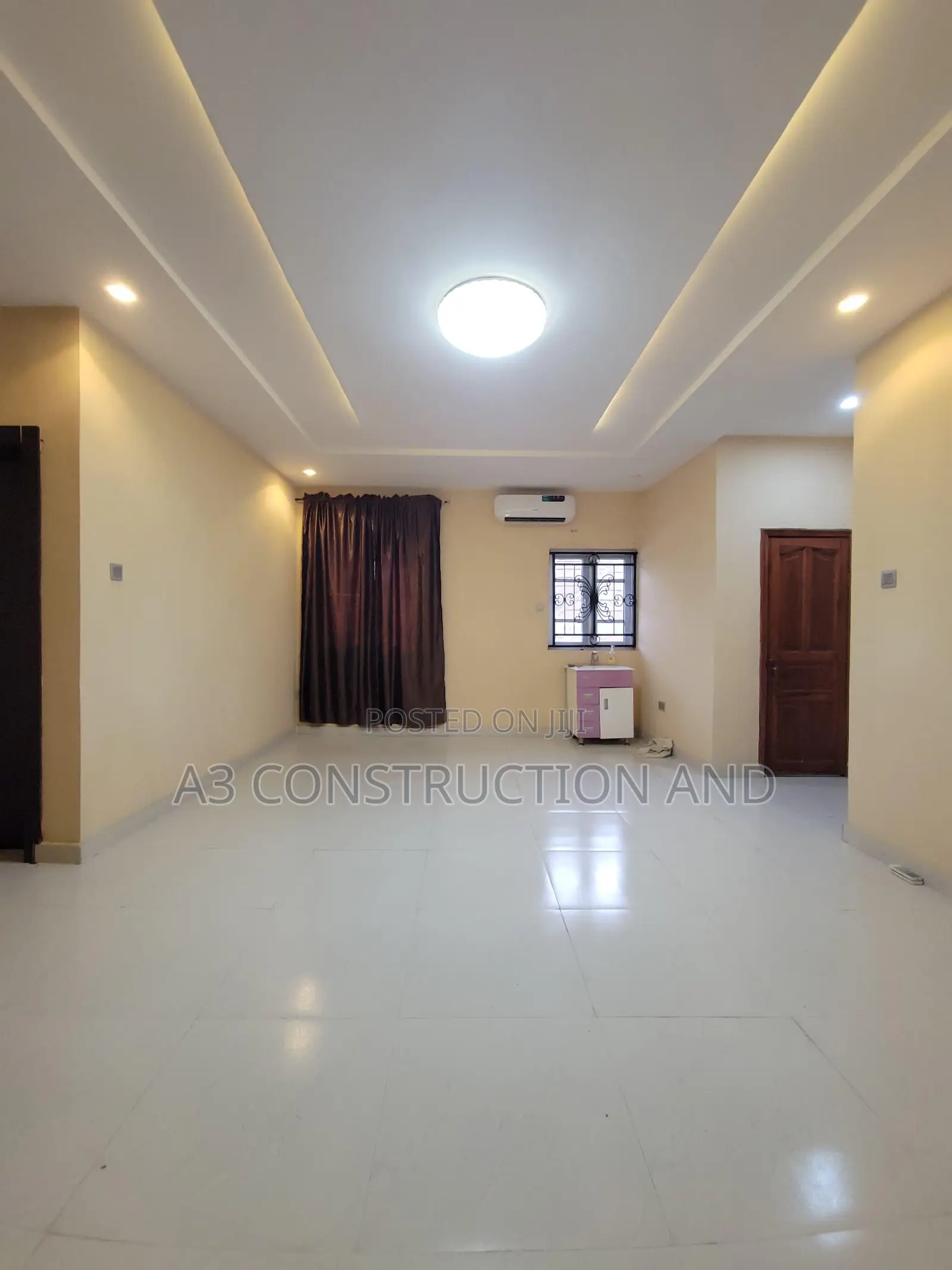 3bdrm Block of Flats in Kolapo, Akobo for rent in Akobo