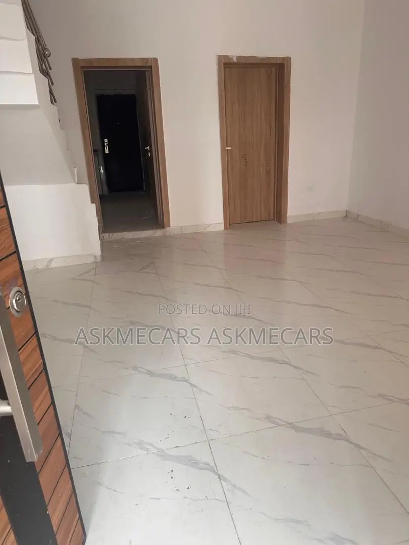 4bdrm Duplex in Adesanya, Ajah for rent in Ajah