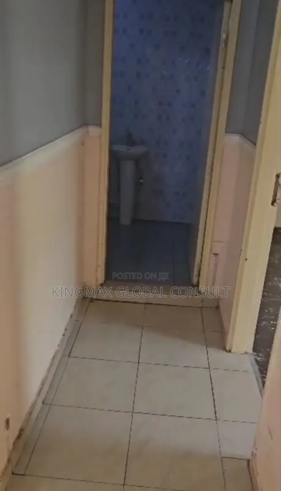 1bdrm Block of Flats in Wuse Zone Abuja for sale in Wuse