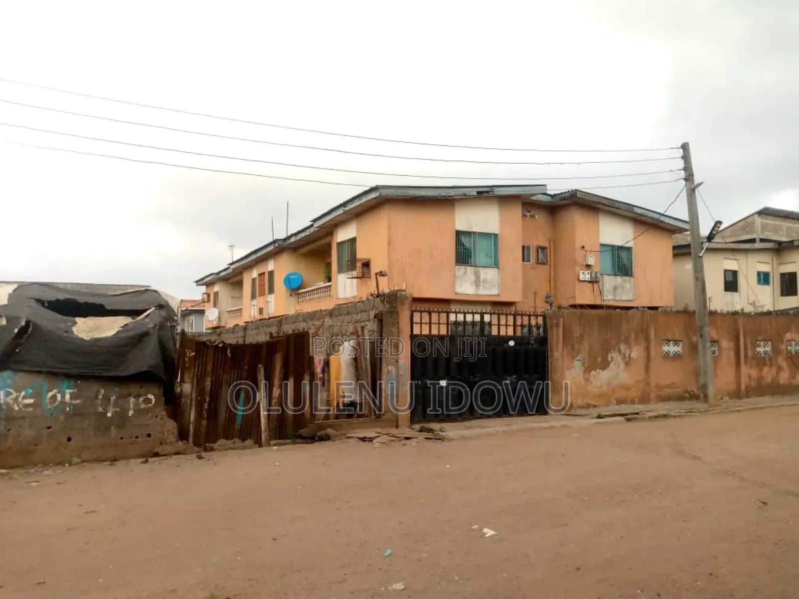 Furnished 3bdrm Block of Flats in Burknor Estate, Alimosho for sale in Alimosho