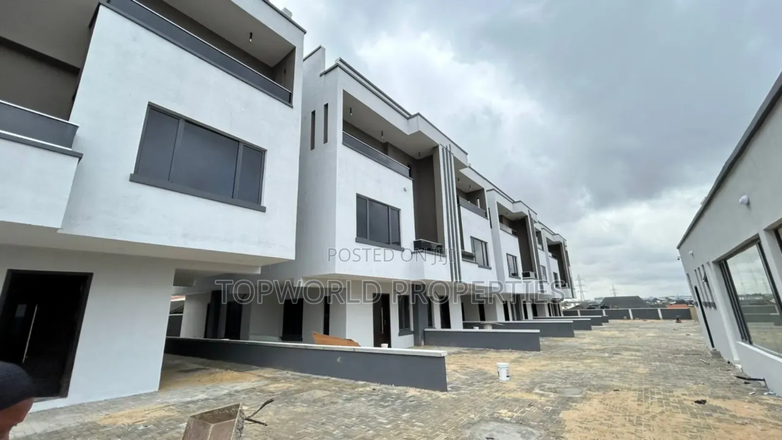 4bdrm Duplex in Ogudu Gra Ojota for sale in Ogudu Road