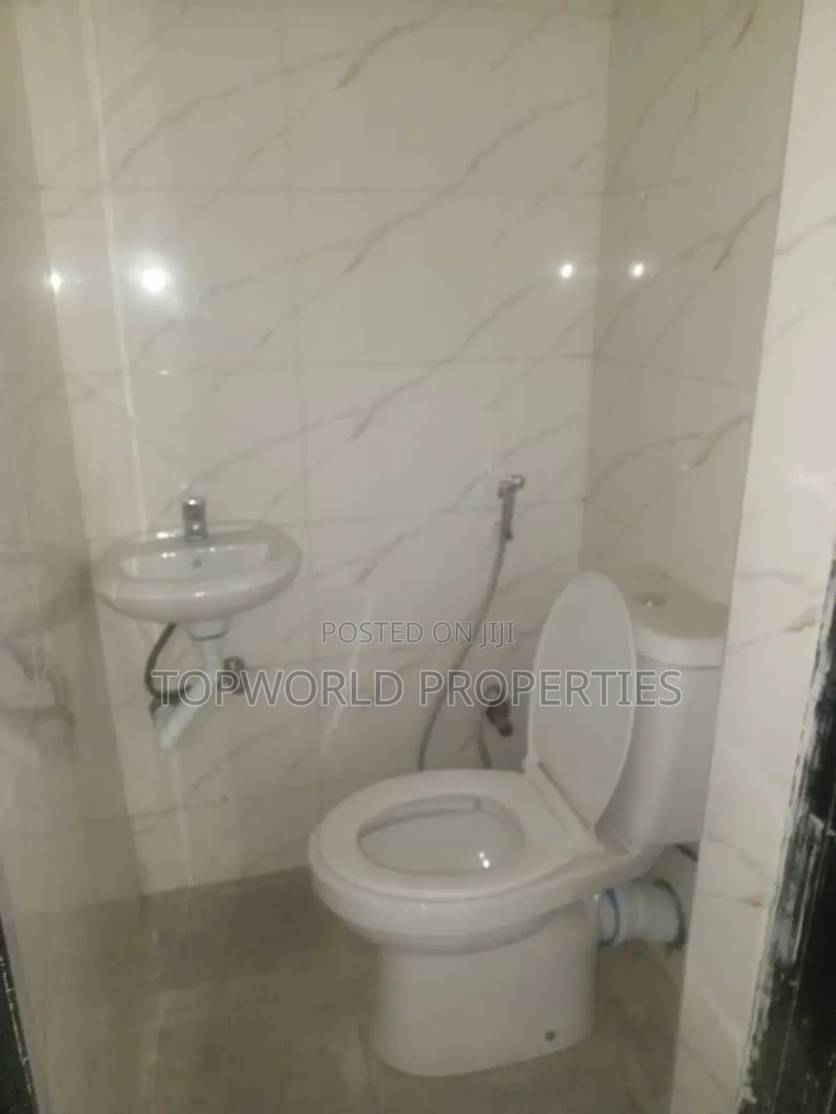 3bdrm Apartment in Gbagada for sale in Gbagada