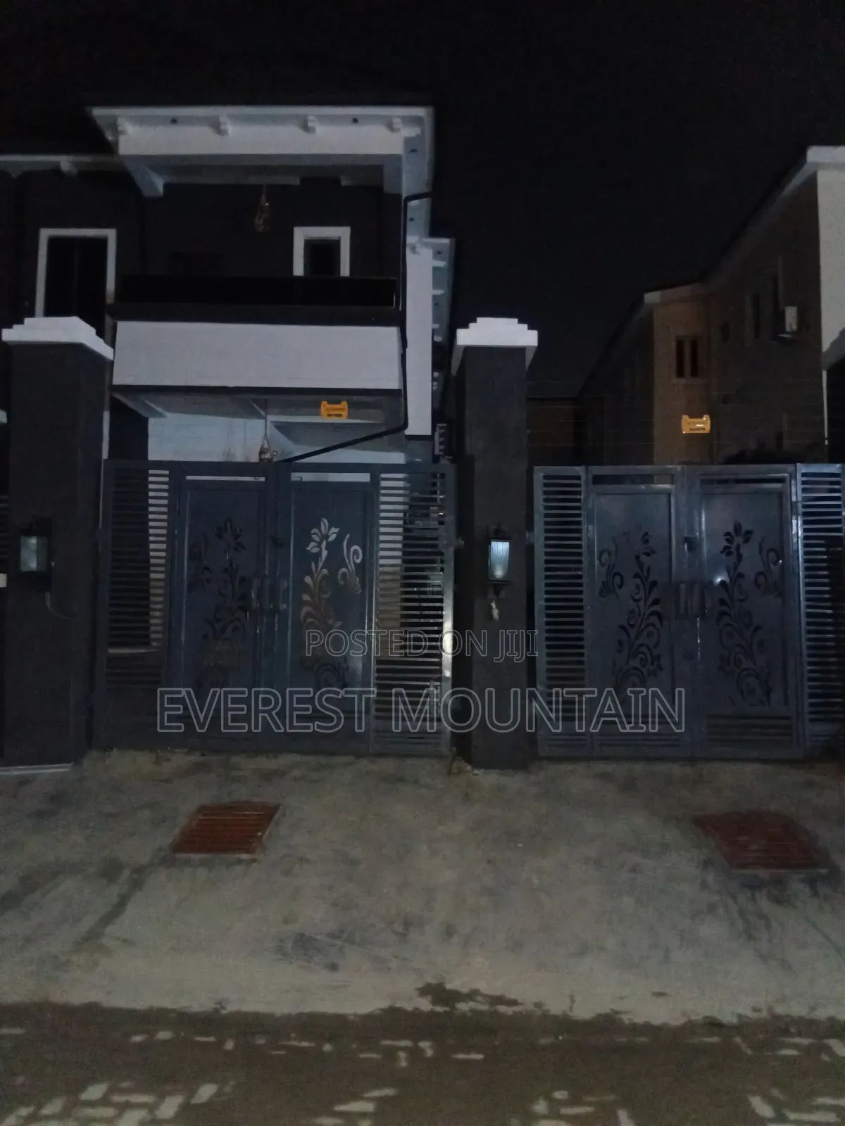4bdrm Duplex in Osapa london for sale in Osapa london