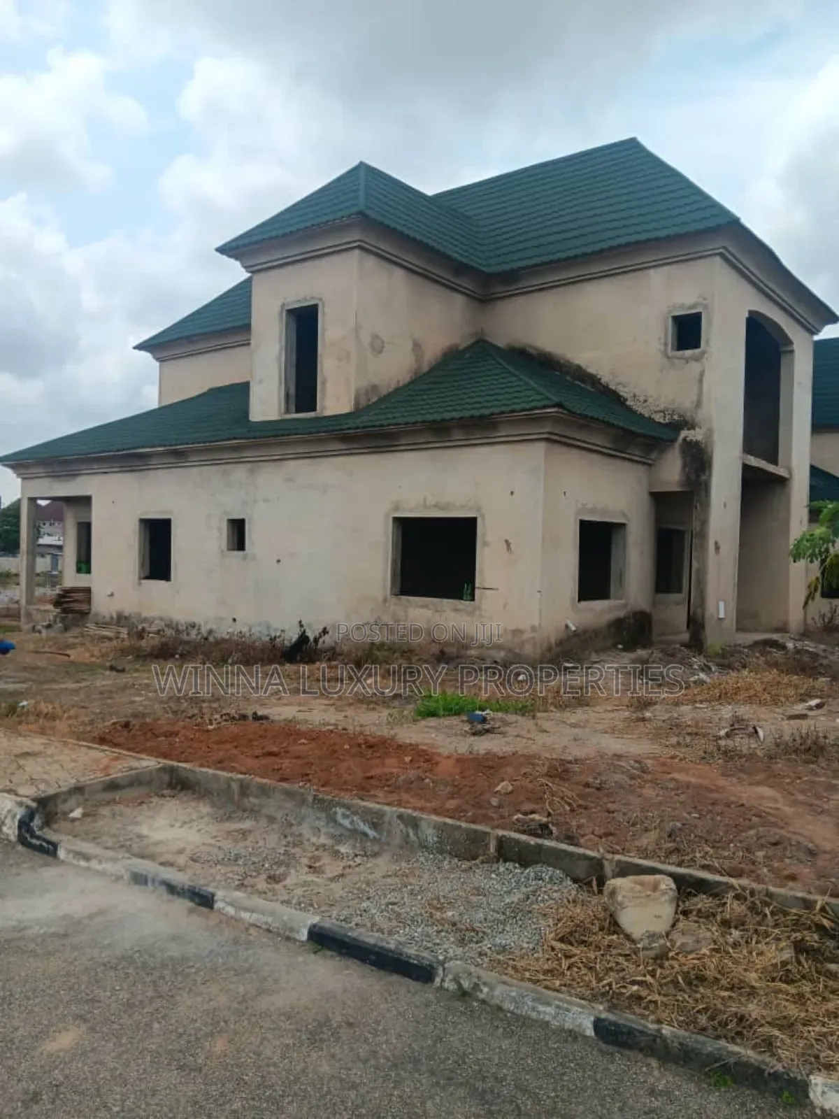 4bdrm Duplex in River Park Estate, for sale in Lugbe District
