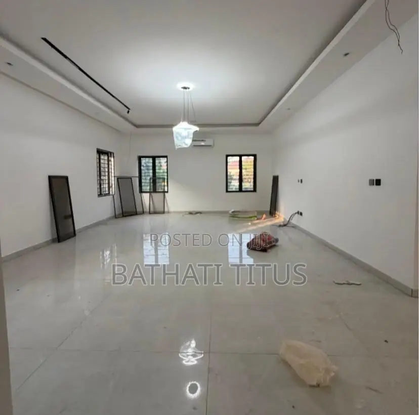 7bdrm Duplex in Asokoro for sale in Asokoro