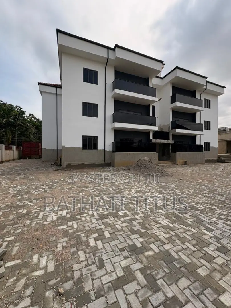 2bdrm Block of Flats in Wuse 2 for sale in Wuse 2