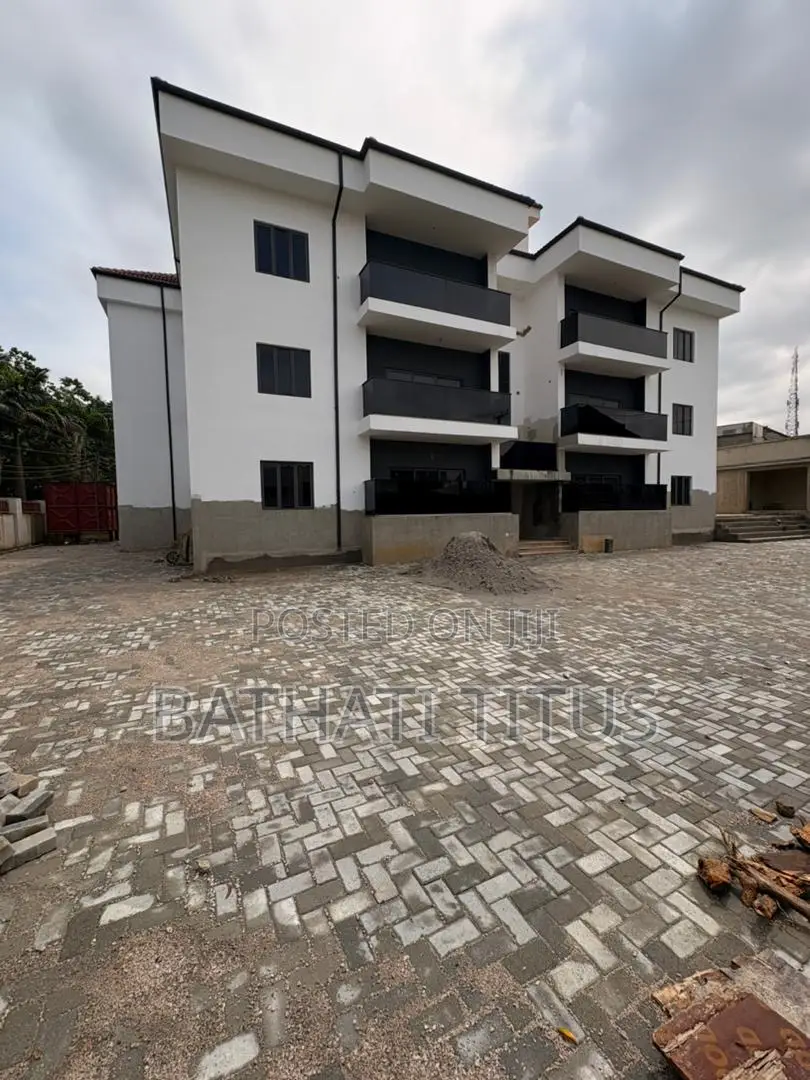 2bdrm Block of Flats in Wuse 2 for sale in Wuse 2