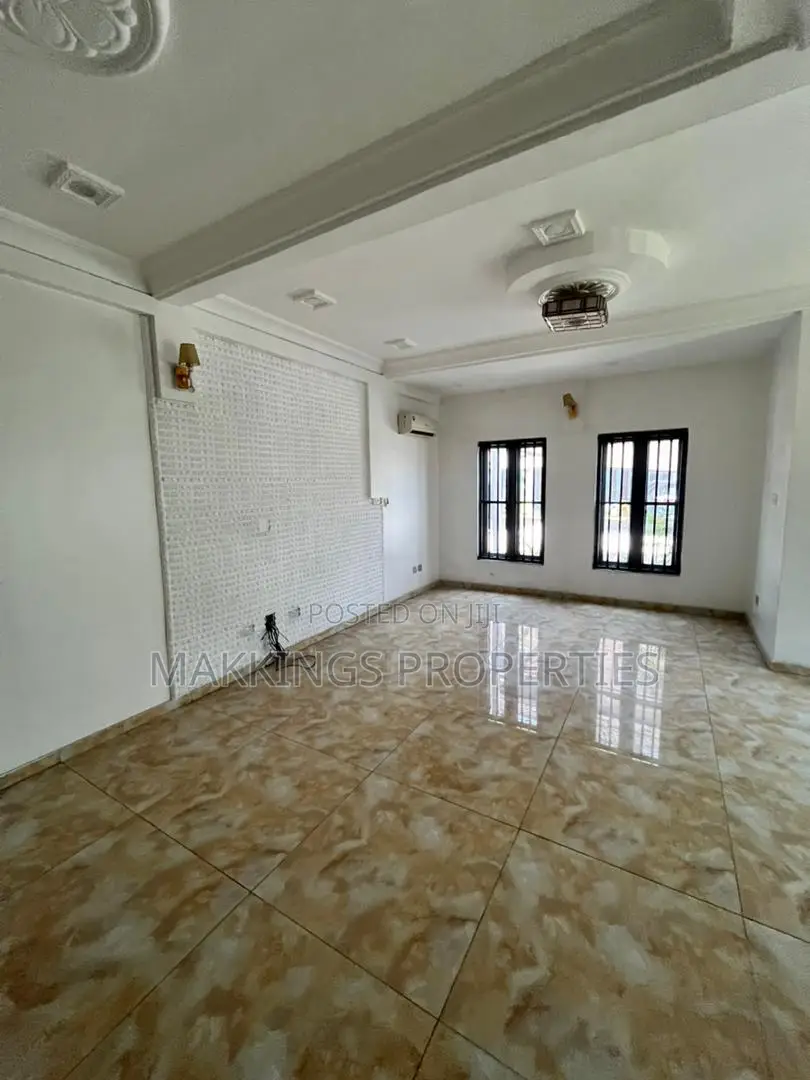 4bdrm Duplex in Ikate for rent in Ikate