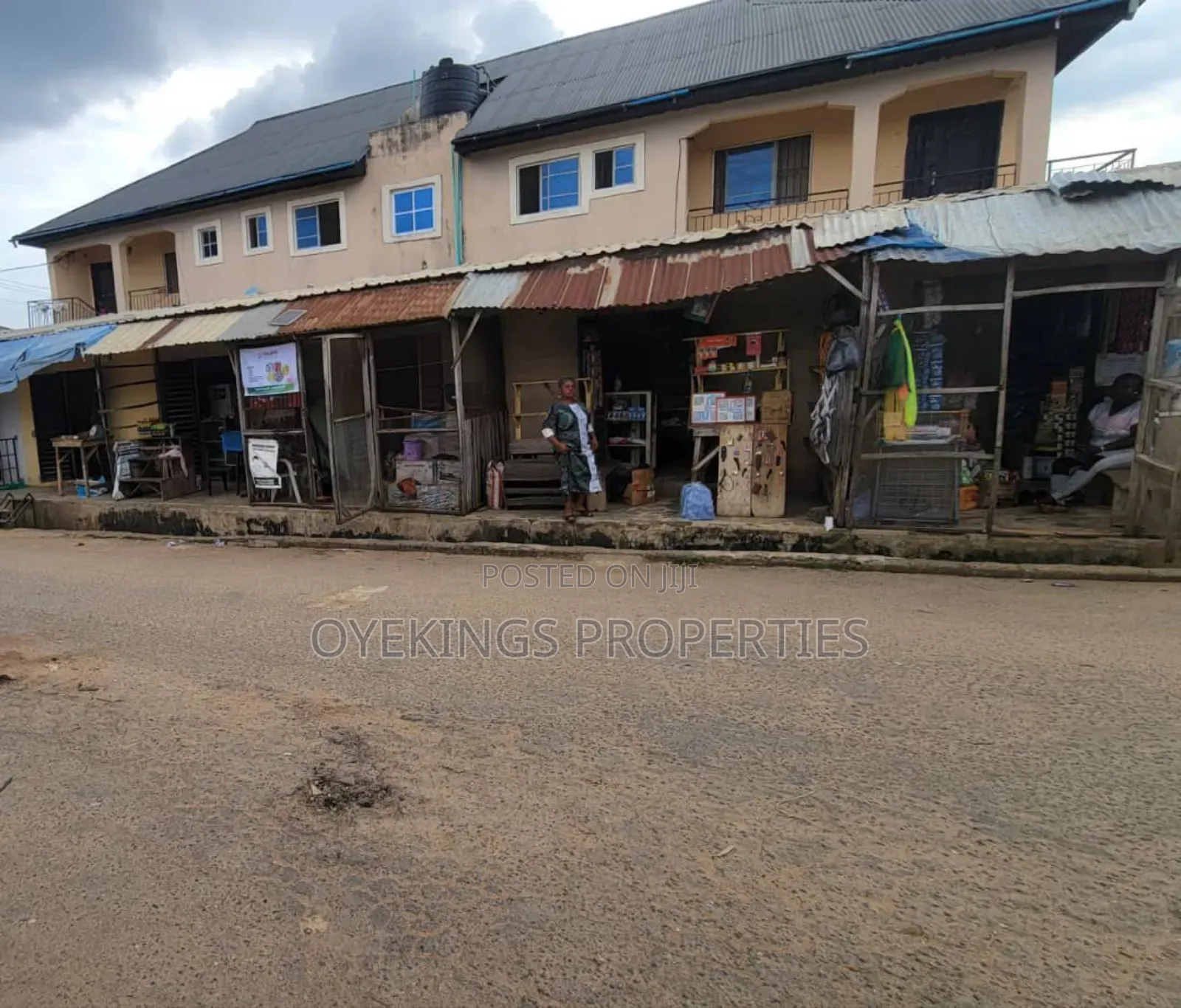 2bdrm Block of Flats in Akinyemi Area, Akala Express for sale in Akala Express