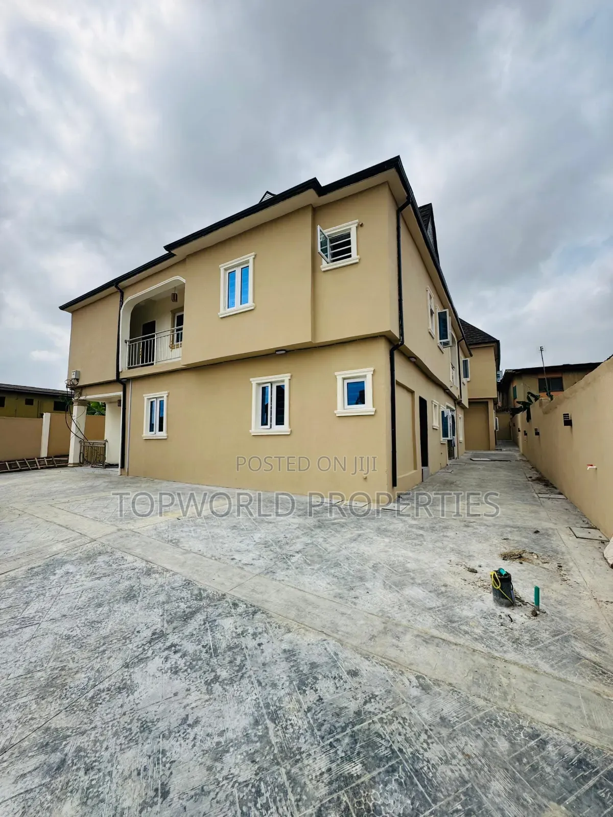 2bdrm Apartment in Ogba for sale in Ogba
