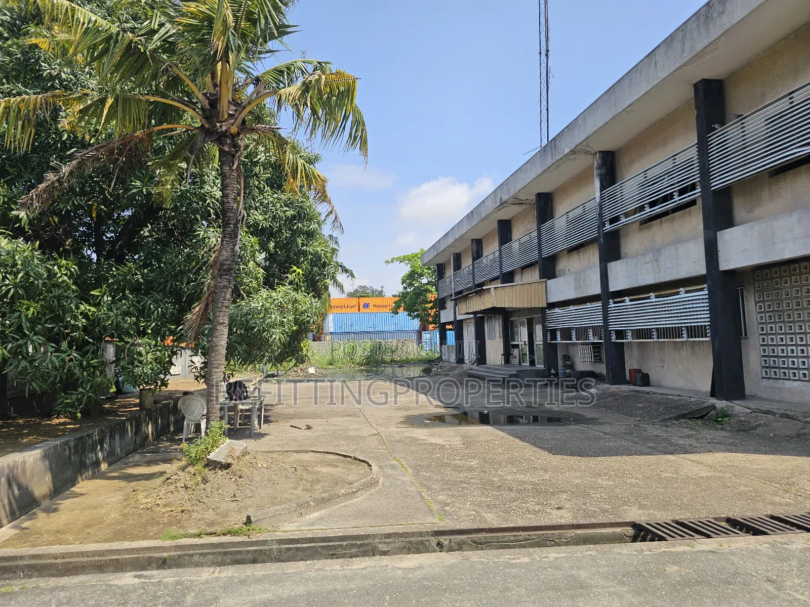 8700 SQM Coomercial Property in Surulere for Sale in Eric Moore