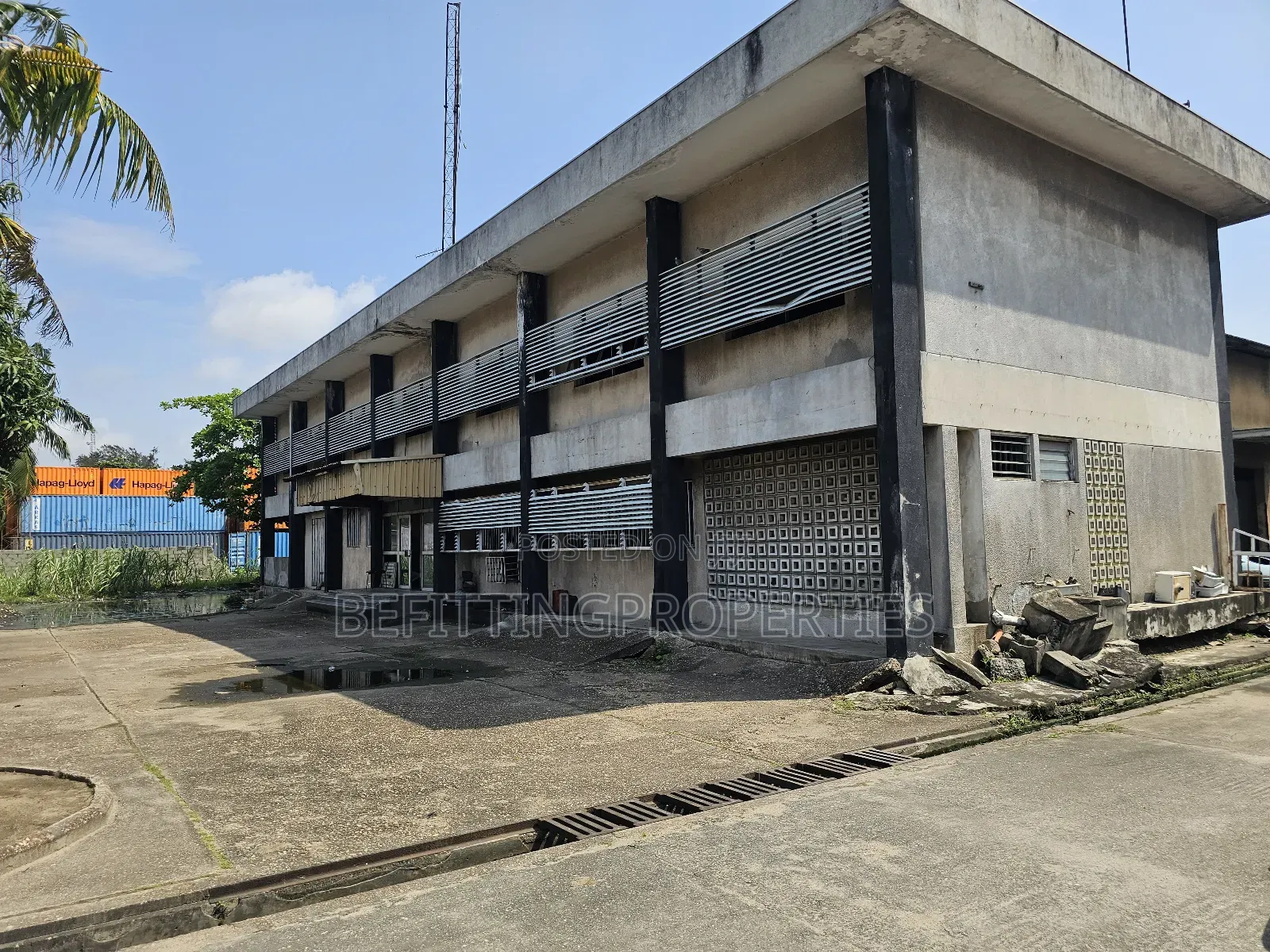 8700 SQM Coomercial Property in Surulere for Sale in Eric Moore