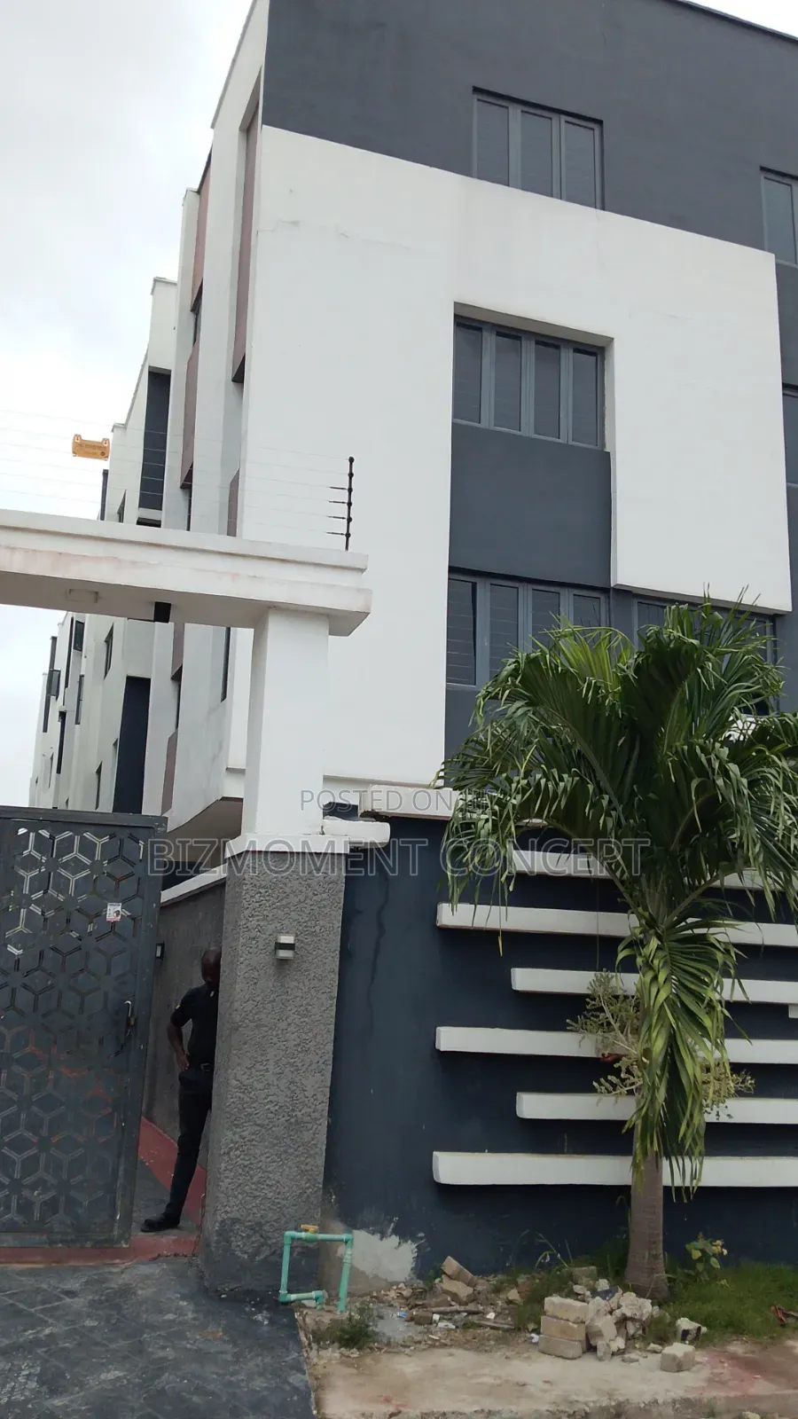 5bdrm Townhouse/Terrace in Chevy View, Chevron for sale in Chevron