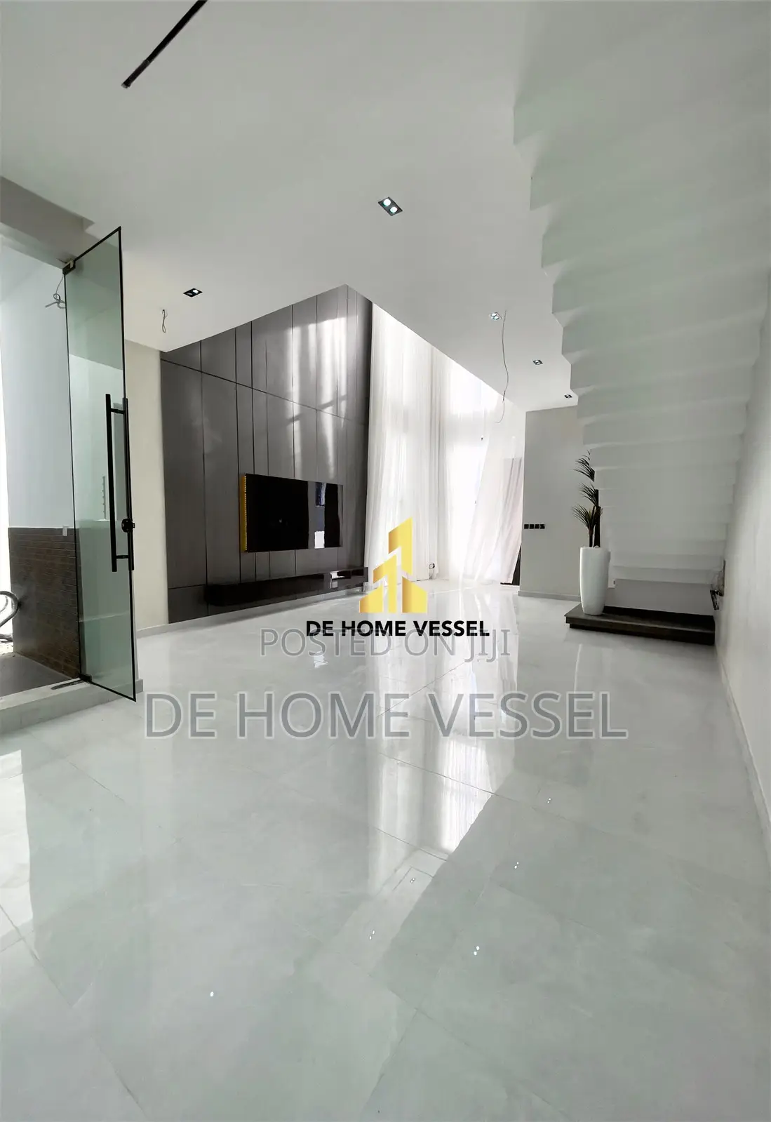 5bdrm Duplex in Lekki for sale in Lekki