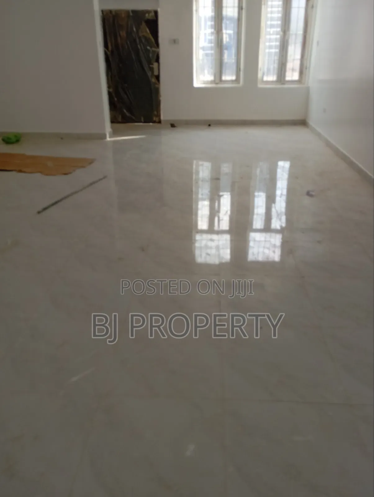 5bdrm Duplex in Estate, Kubwa for sale in Kubwa