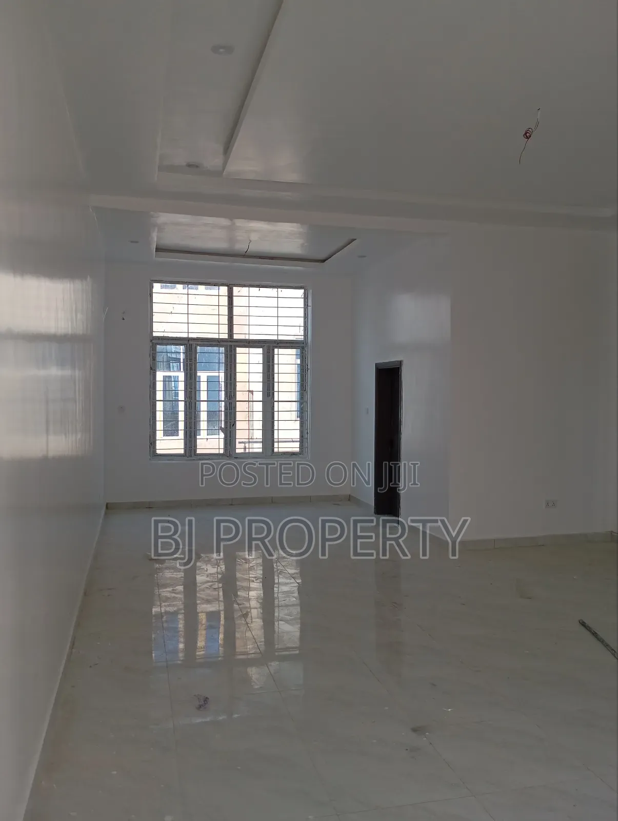 5bdrm Duplex in Estate, Kubwa for sale in Kubwa