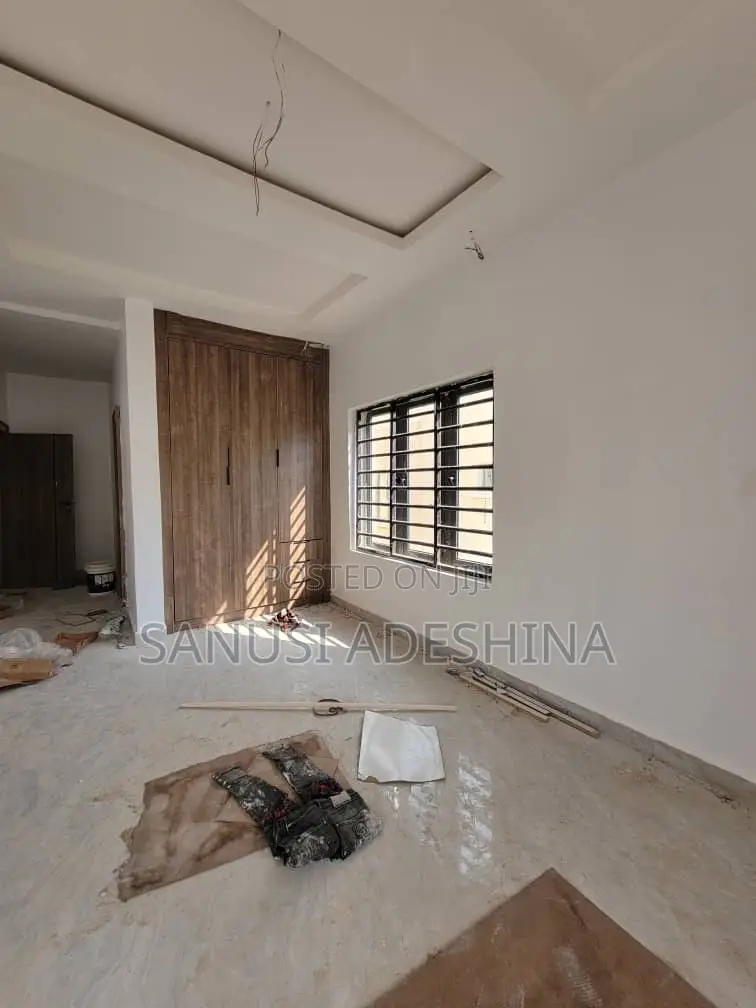 6bdrm Bungalow in Gwarimpa Estate Fct, Gwarinpa for sale in Gwarinpa